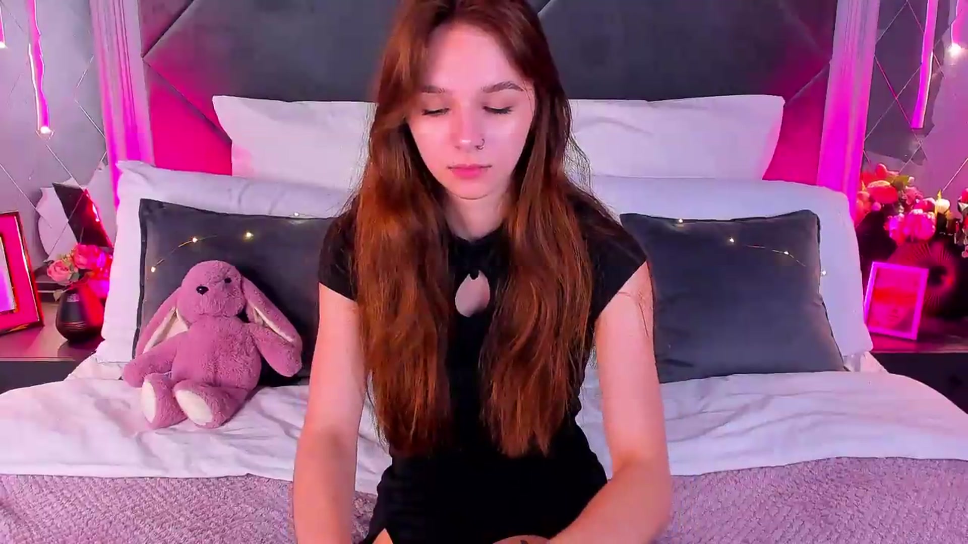 Gallery image thumbnail from Jessika18's myfreecams stream on, 07/10/2026, 07:26 image 13 of 20