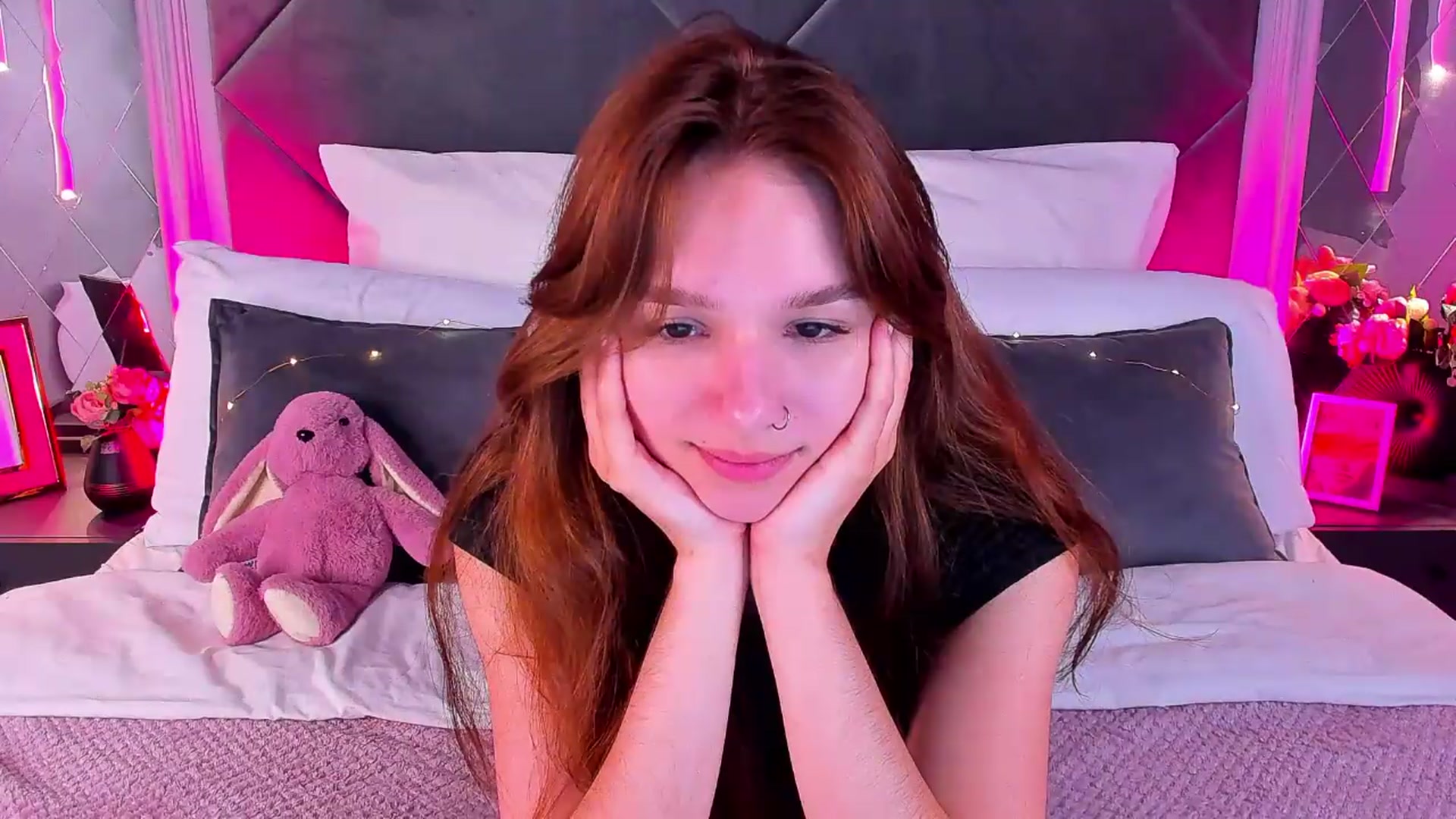 Gallery image thumbnail from Jessika18's myfreecams stream on, 07/10/2026, 09:47 image 9 of 20