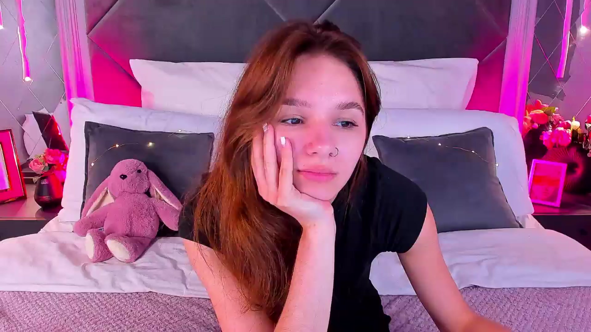 Gallery image thumbnail from Jessika18's myfreecams stream on, 07/10/2026, 09:47 image 20 of 20
