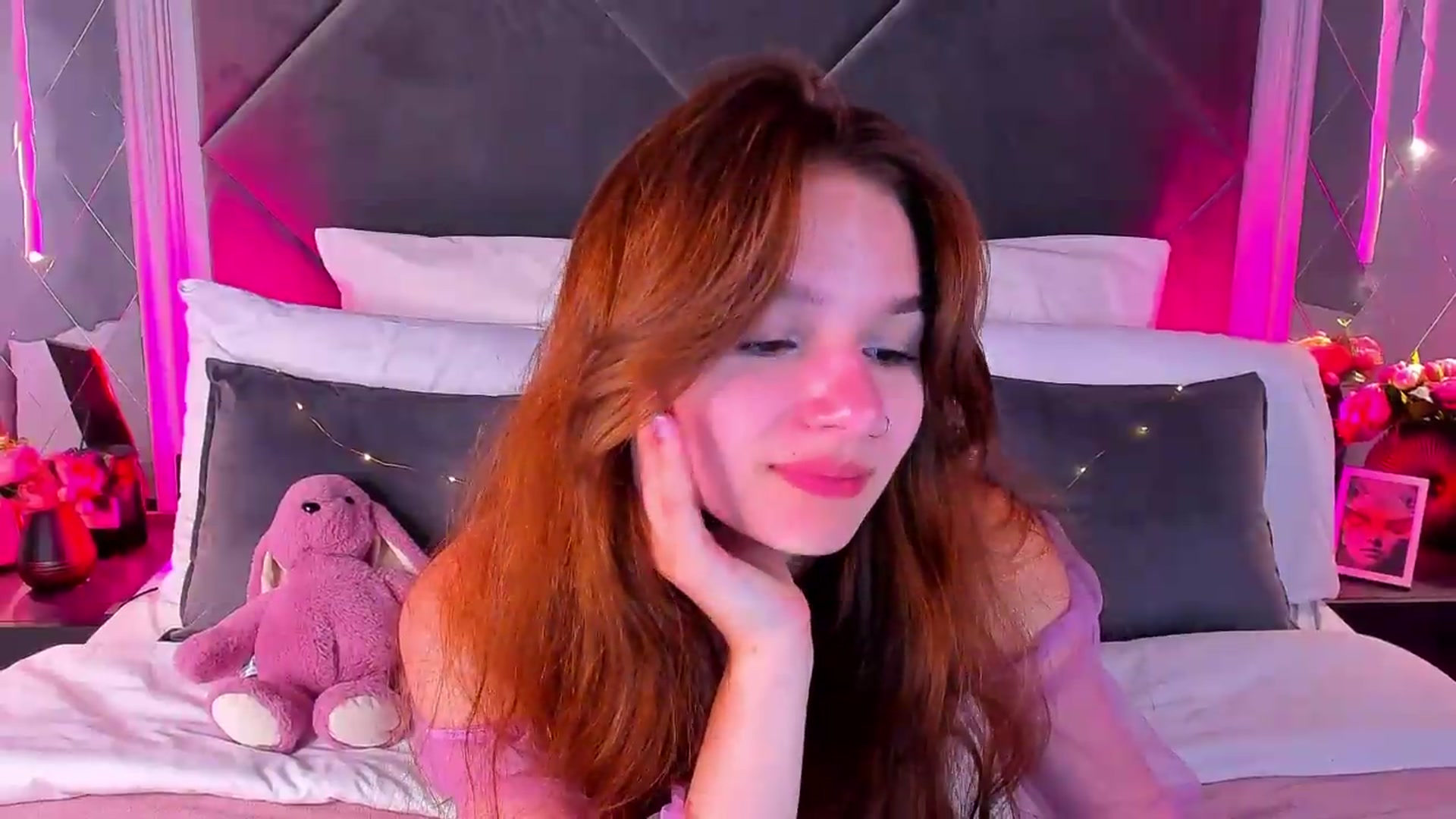 Gallery image thumbnail from Jessika18's myfreecams stream on, 07/15/2026, 11:07 image 20 of 20