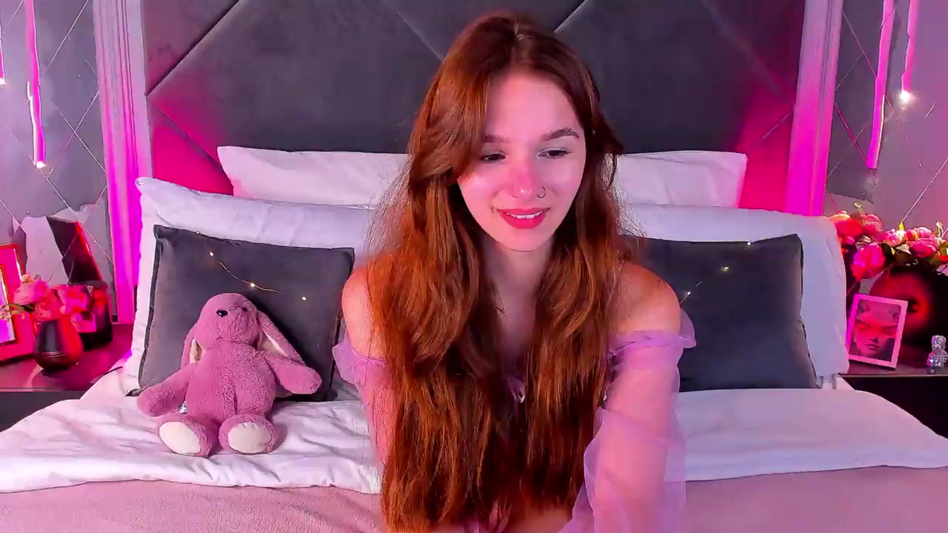 Gallery image thumbnail from Jessika18's myfreecams stream on, 07/15/2026, 11:07 image 8 of 20