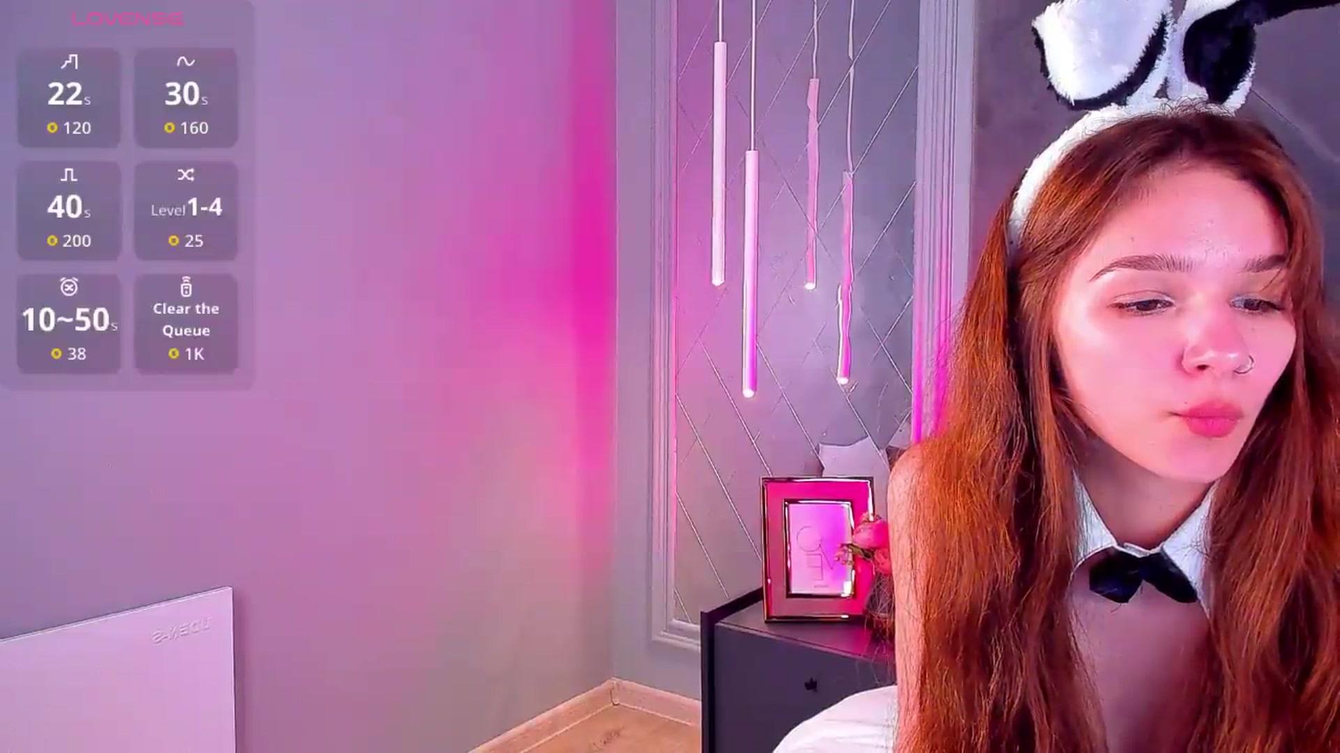 Gallery image thumbnail from Jessika18's myfreecams stream on, 07/18/2026, 08:50 image 16 of 20