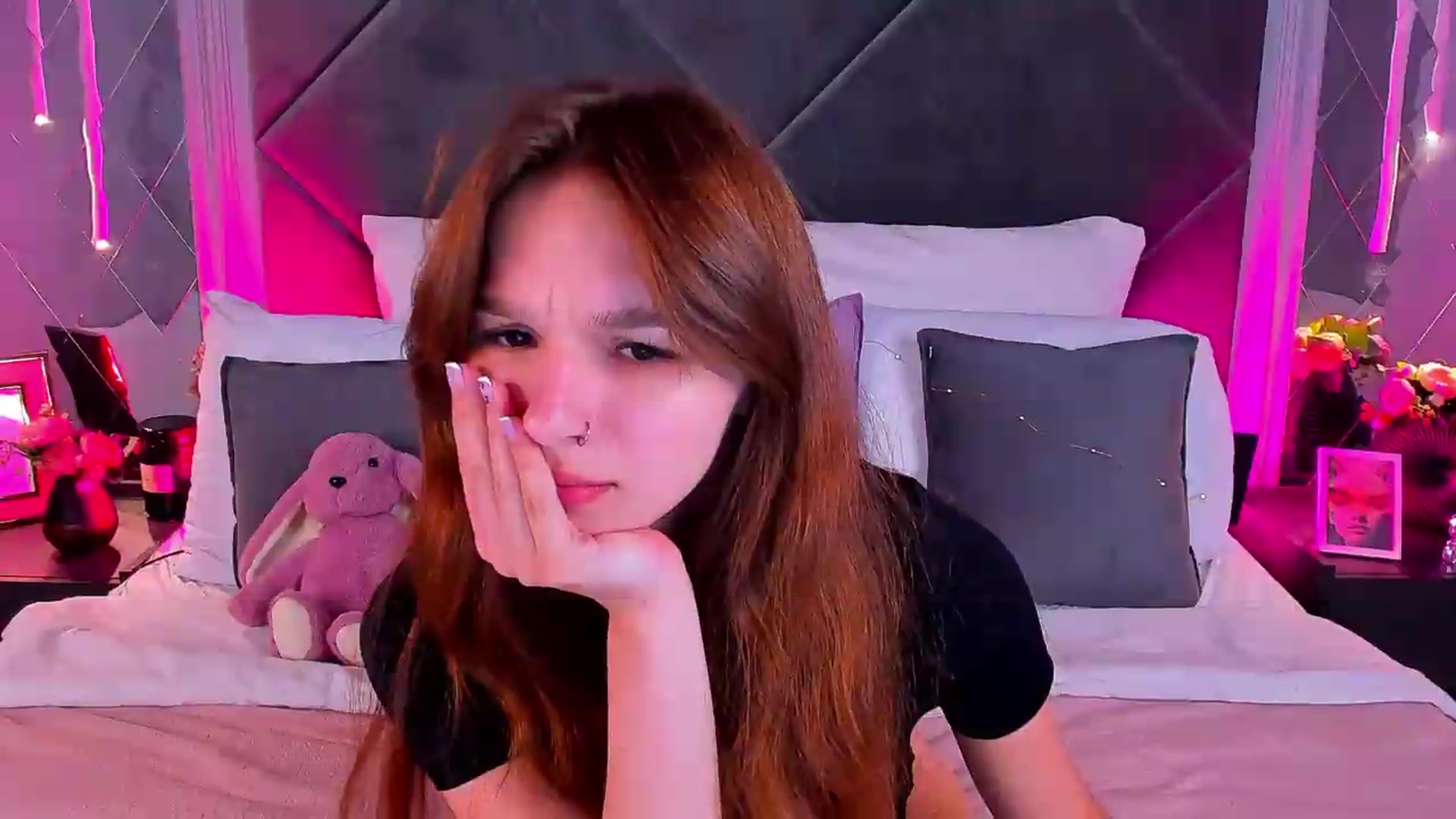 Gallery image thumbnail from Jessika18's myfreecams stream on, 08/01/2026, 07:40 image 20 of 20