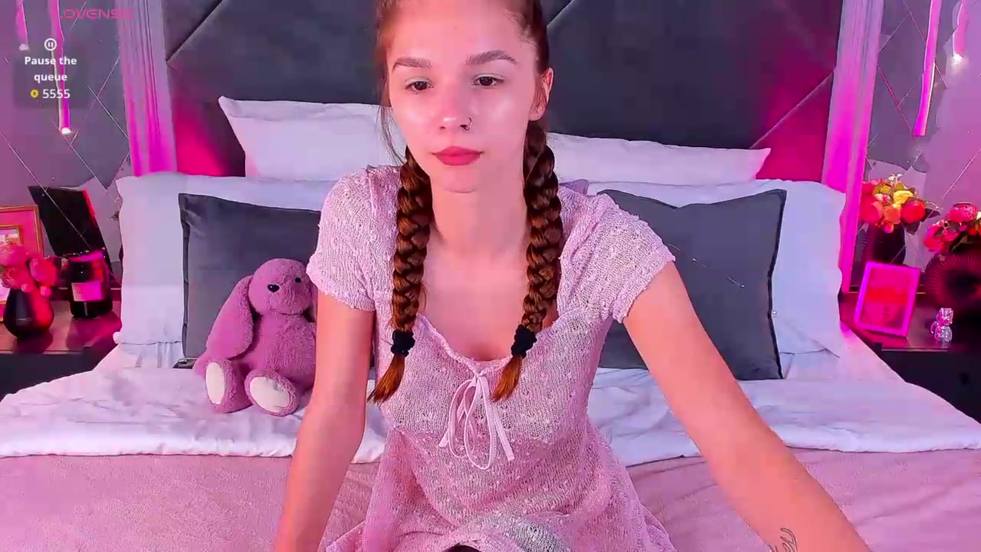 Gallery image thumbnail from Jessika18's myfreecams stream on, 08/15/2026, 07:23 image 8 of 20