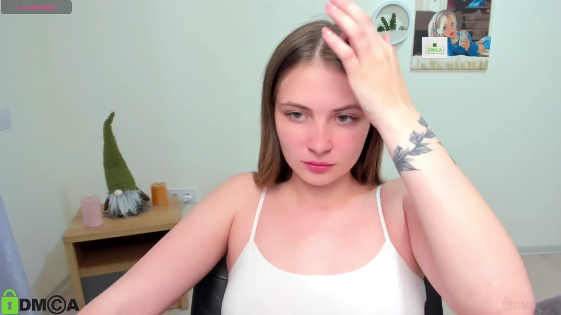 Gallery image thumbnail from JessikaGlam's myfreecams stream on, 05/15/2024, 13:00 image 14 of 20