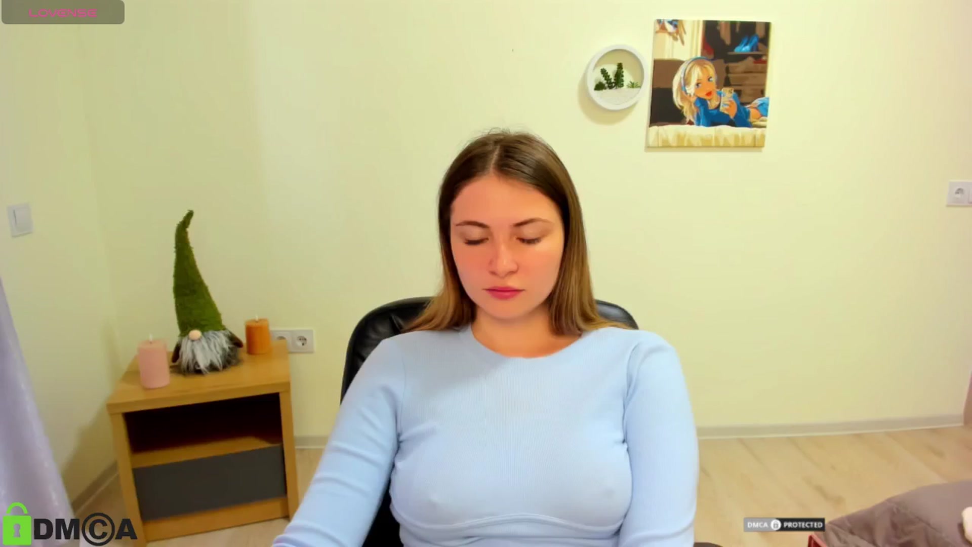 Gallery image thumbnail from JessikaGlam's myfreecams stream on, 05/19/2024, 10:12 image 12 of 20