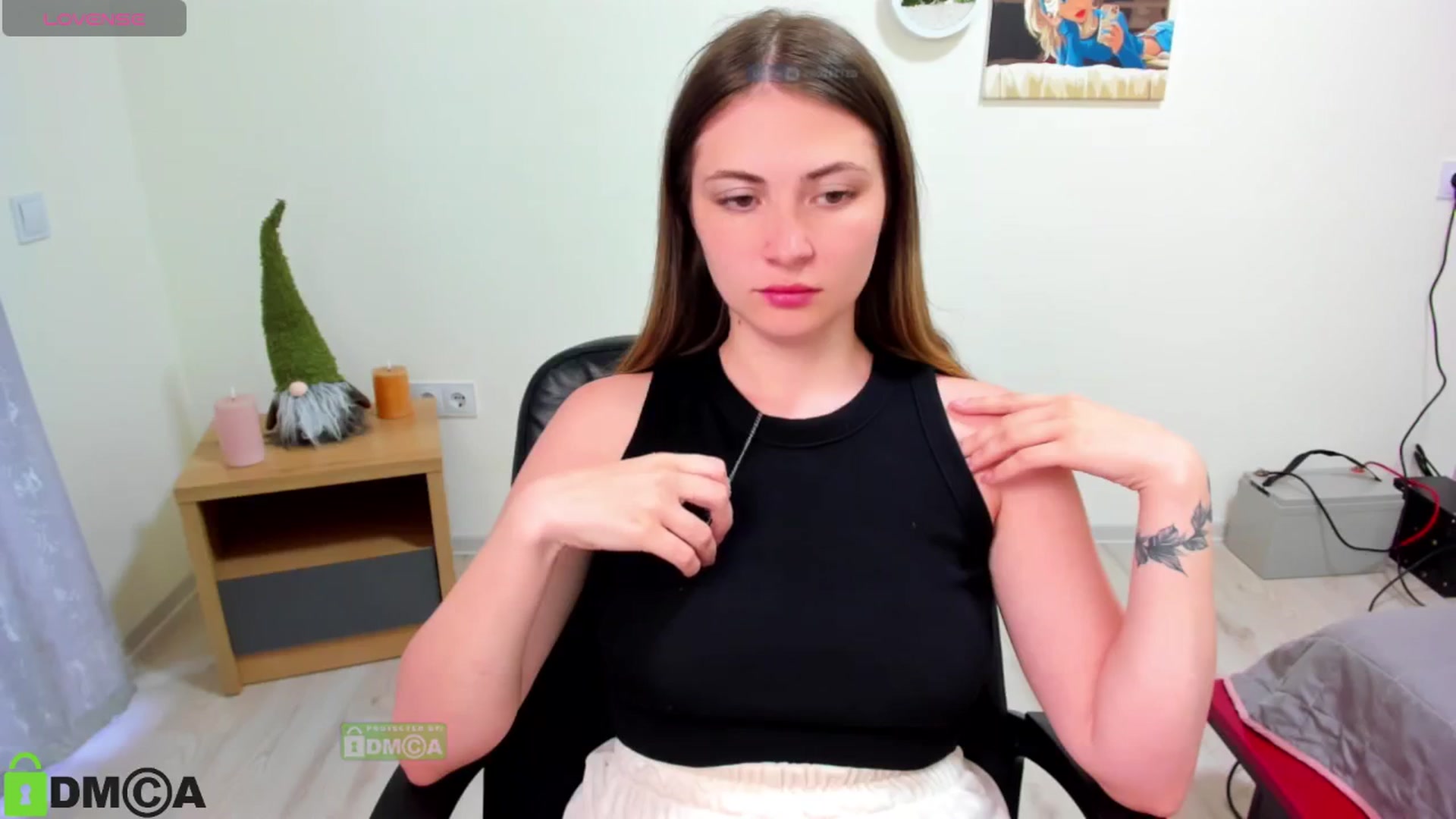 Gallery image thumbnail from JessikaGlam's myfreecams stream on, 05/27/2024, 15:38 image 12 of 20