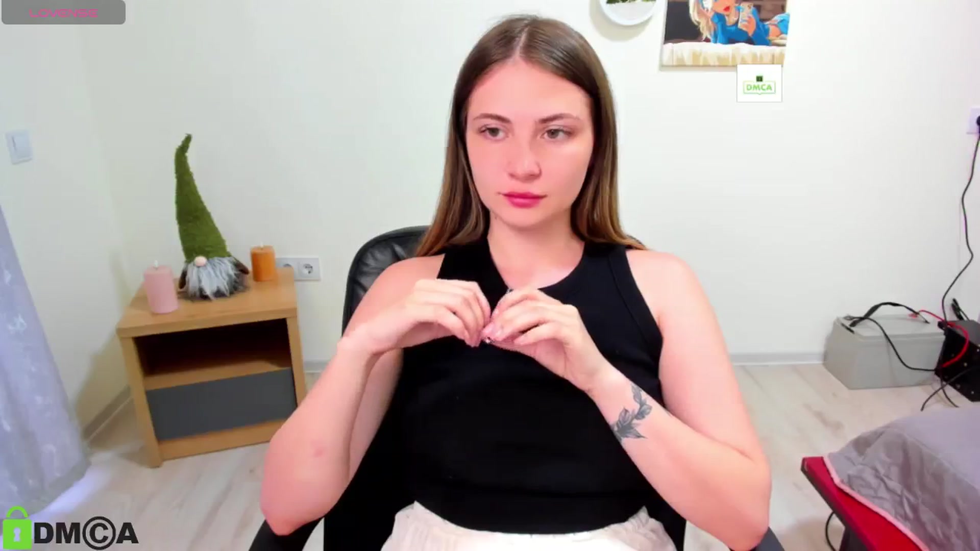 Gallery image thumbnail from JessikaGlam's myfreecams stream on, 05/27/2024, 15:38 image 17 of 20