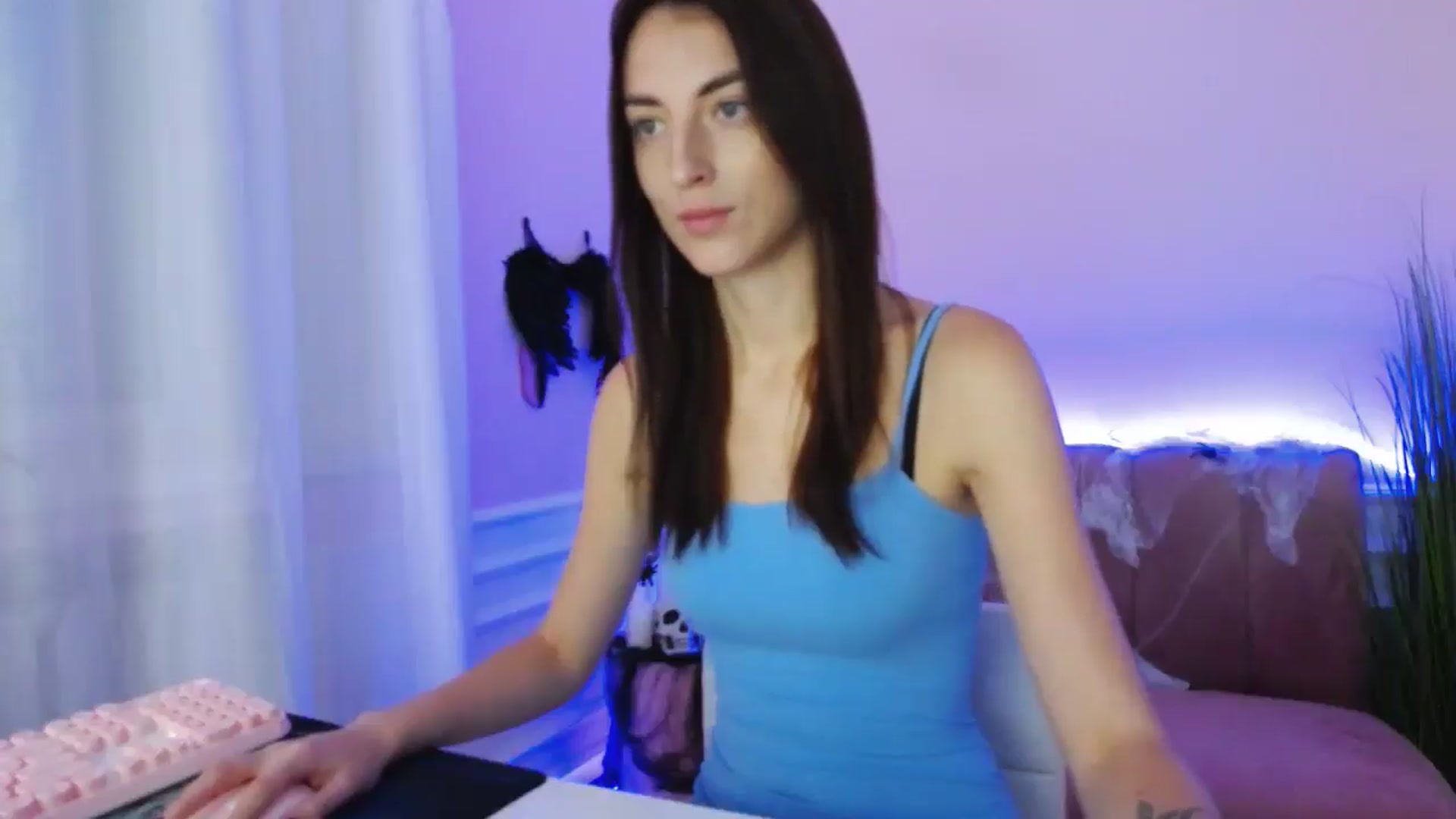 Gallery image thumbnail from JessikaHills's myfreecams stream on, 10/29/2025, 11:15 image 12 of 20