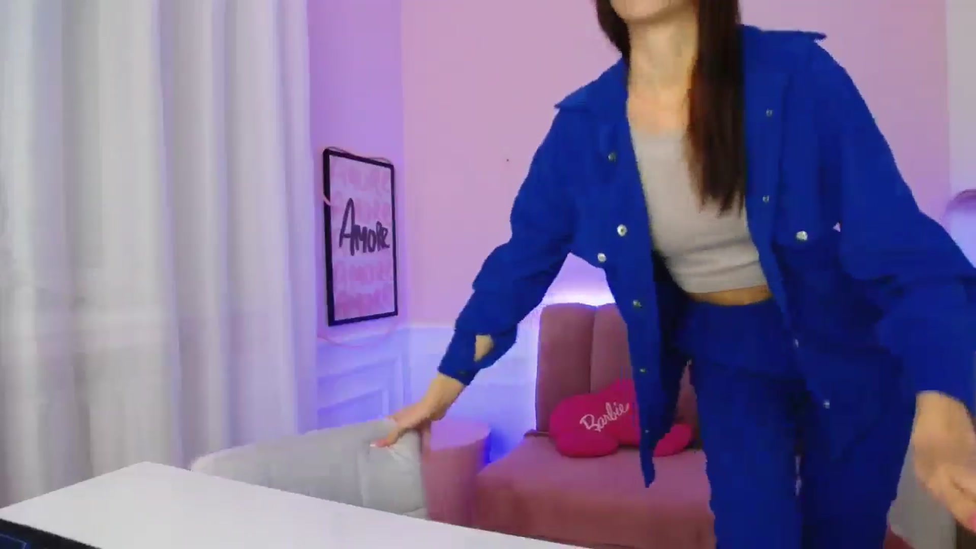 Gallery image thumbnail from JessikaHills's myfreecams stream on, 12/14/2025, 11:39 image 6 of 20