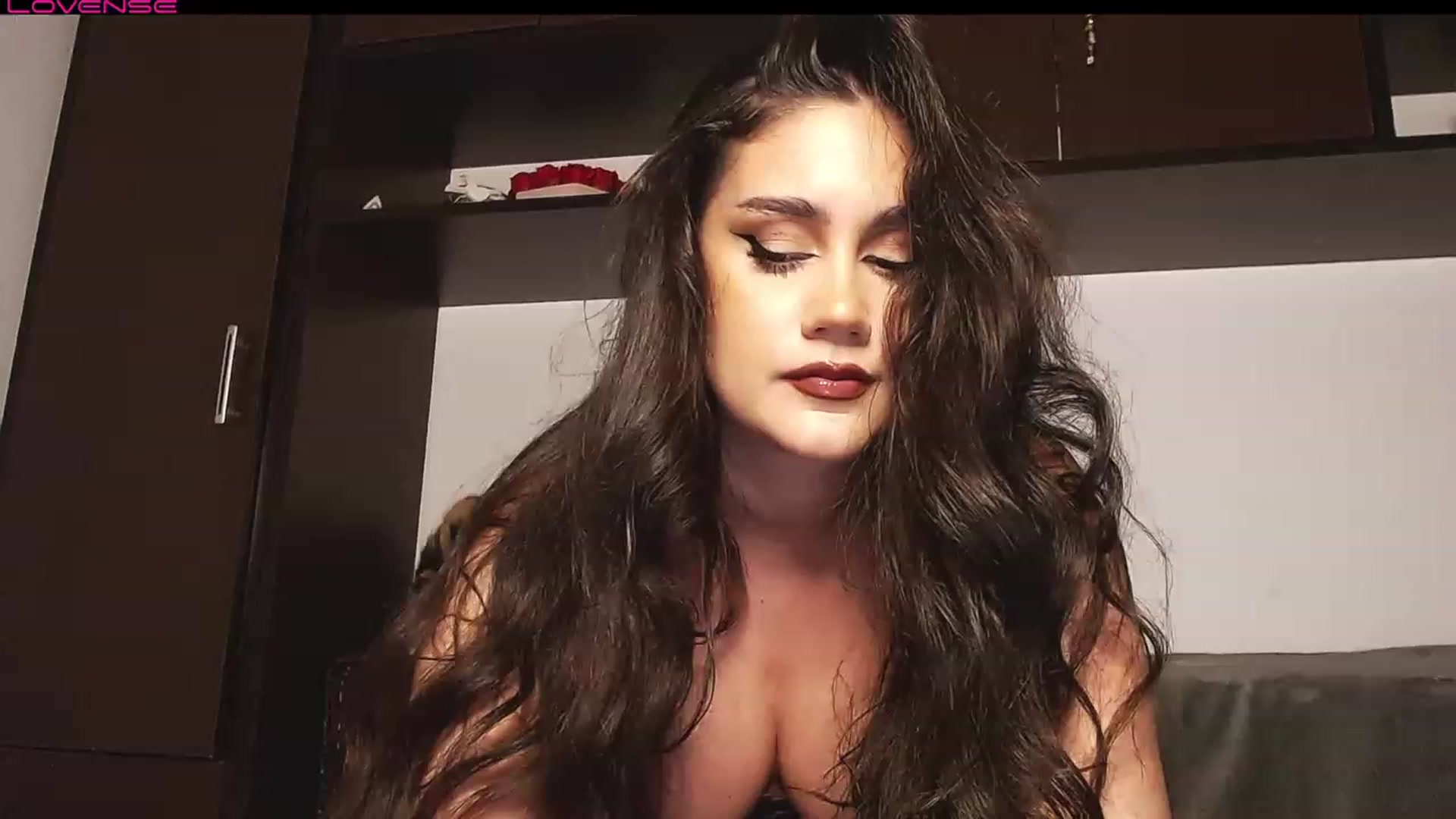 Gallery image thumbnail from Jessilicious_'s myfreecams stream on, 11/22/2022, 01:48 image 5 of 20