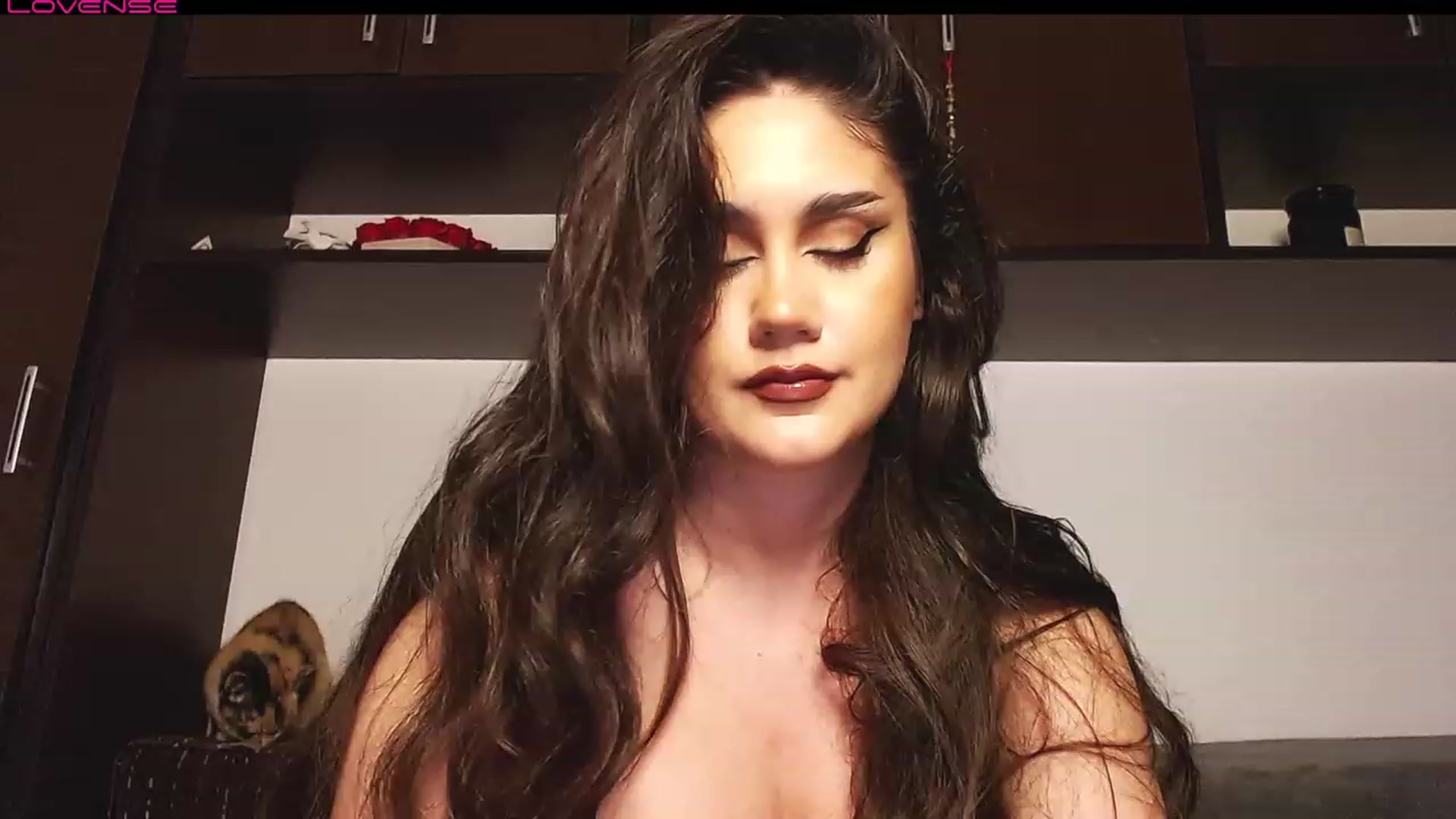Gallery image thumbnail from Jessilicious_'s myfreecams stream on, 11/22/2022, 01:48 image 12 of 20