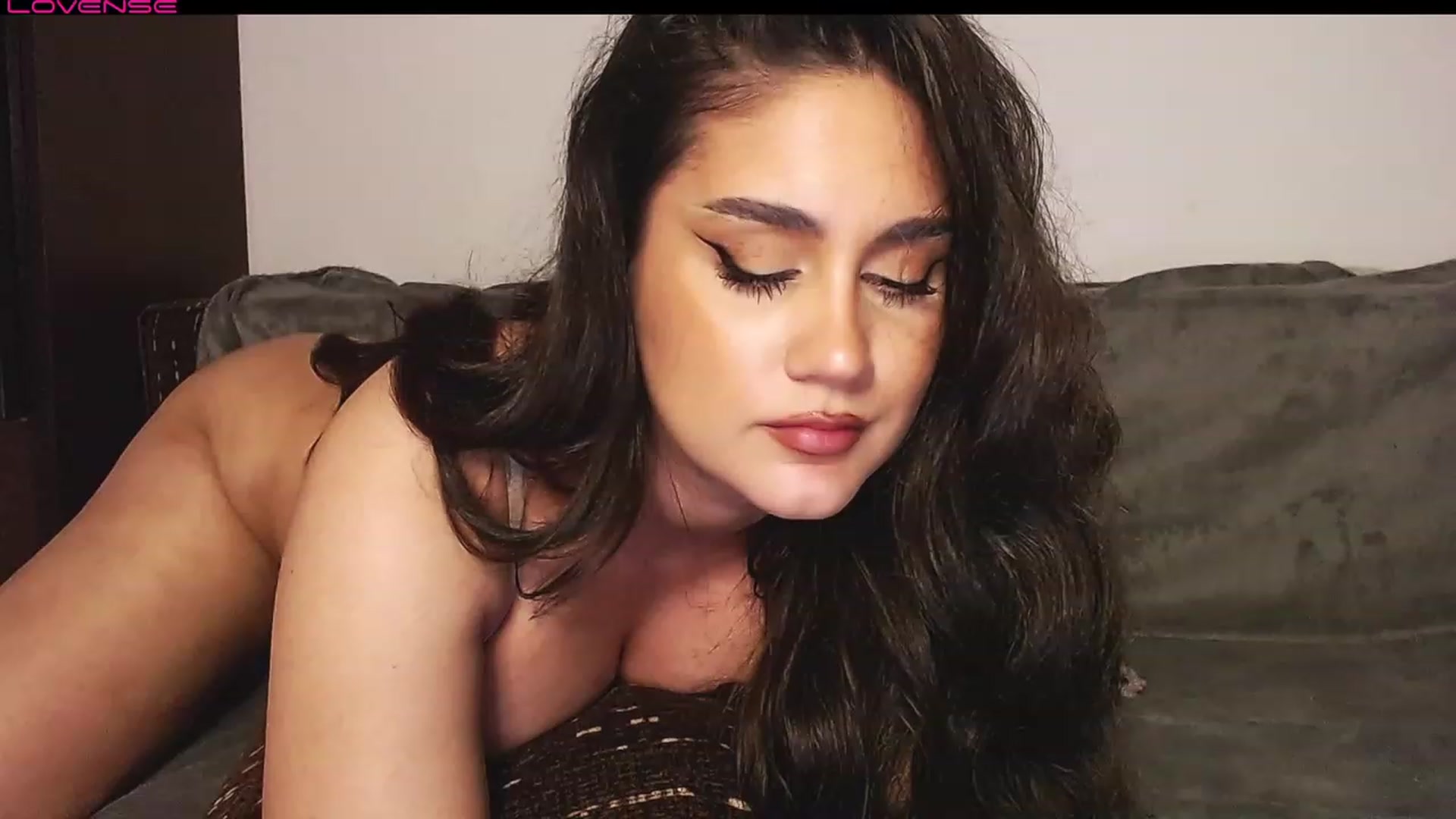 Gallery image thumbnail from Jessilicious_'s myfreecams stream on, 12/01/2022, 02:25 image 2 of 20