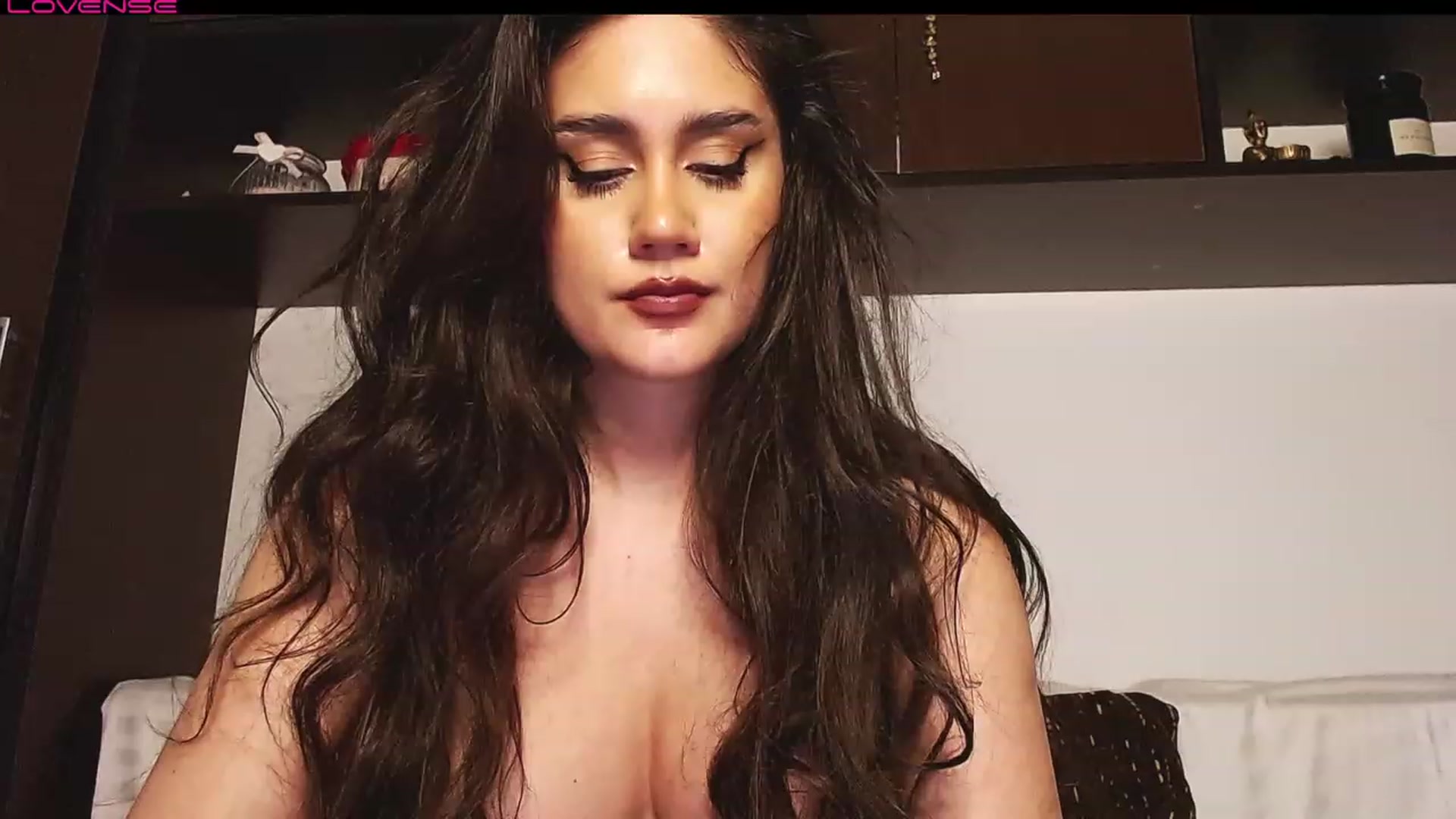 Gallery image thumbnail from Jessilicious_'s myfreecams stream on, 12/04/2022, 05:01 image 8 of 20