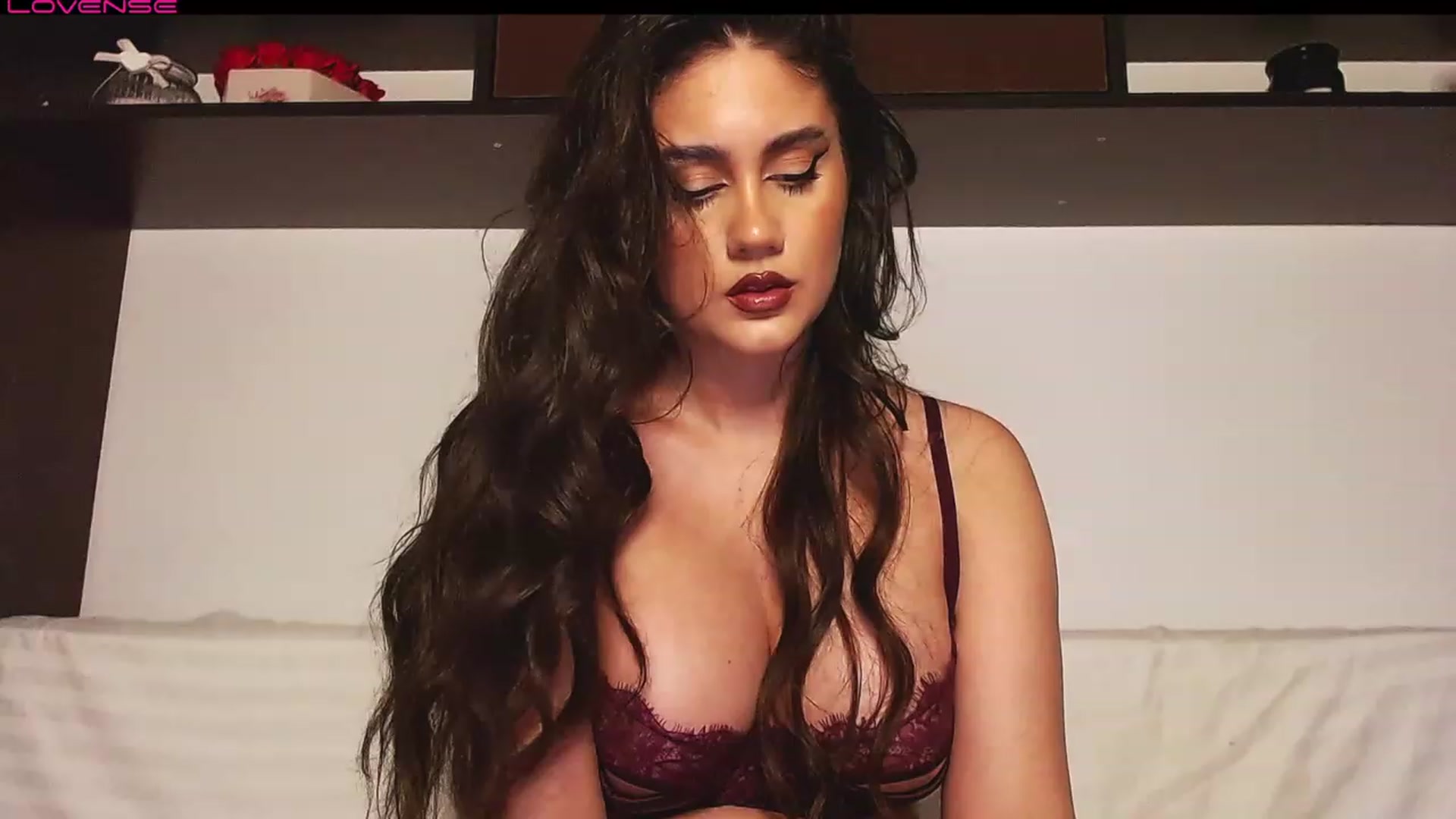 Gallery image thumbnail from Jessilicious_'s myfreecams stream on, 12/05/2022, 01:23 image 10 of 20