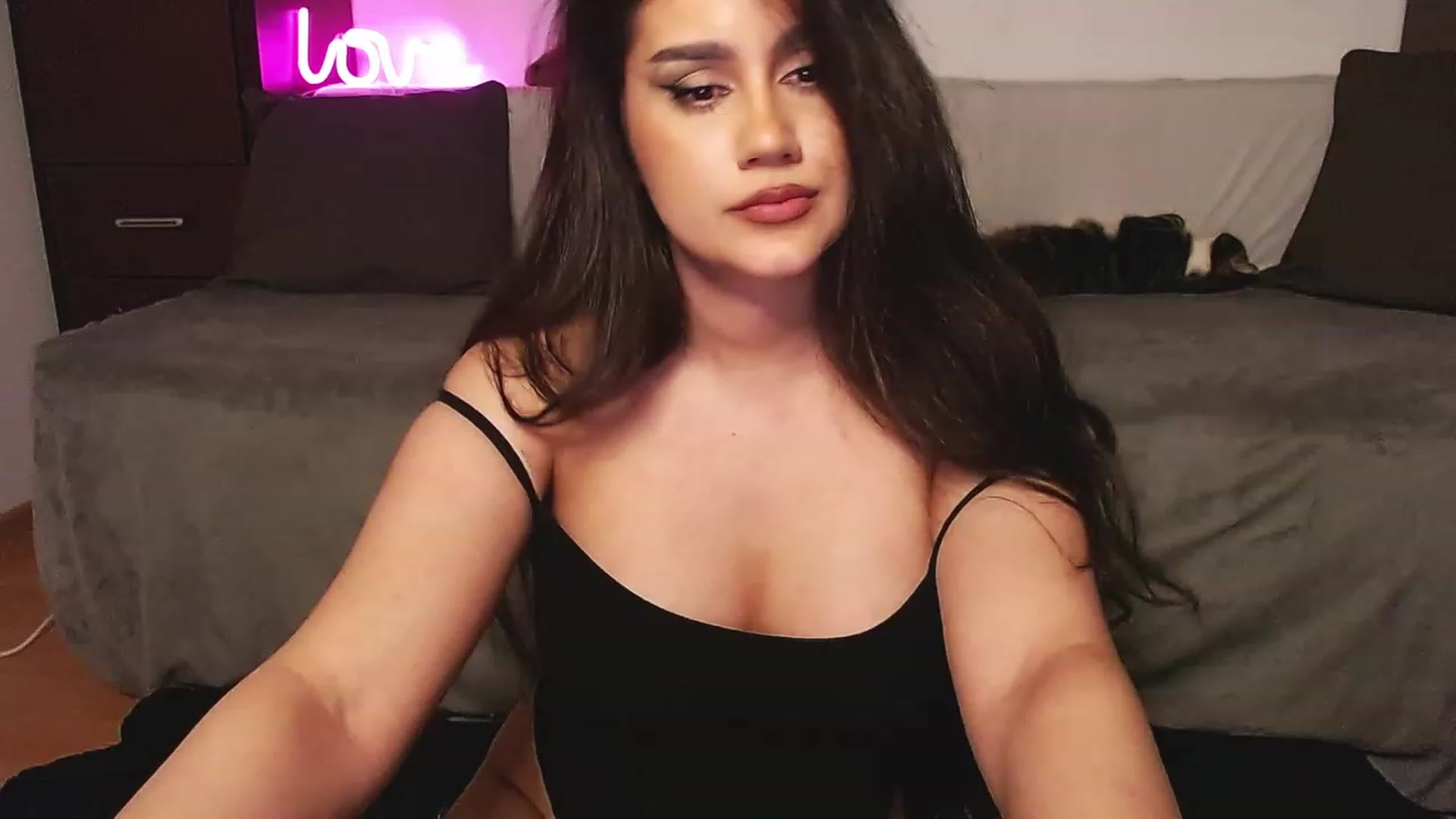 Gallery image thumbnail from Jessilicious_'s myfreecams stream on, 02/05/2023, 02:42 image 18 of 20