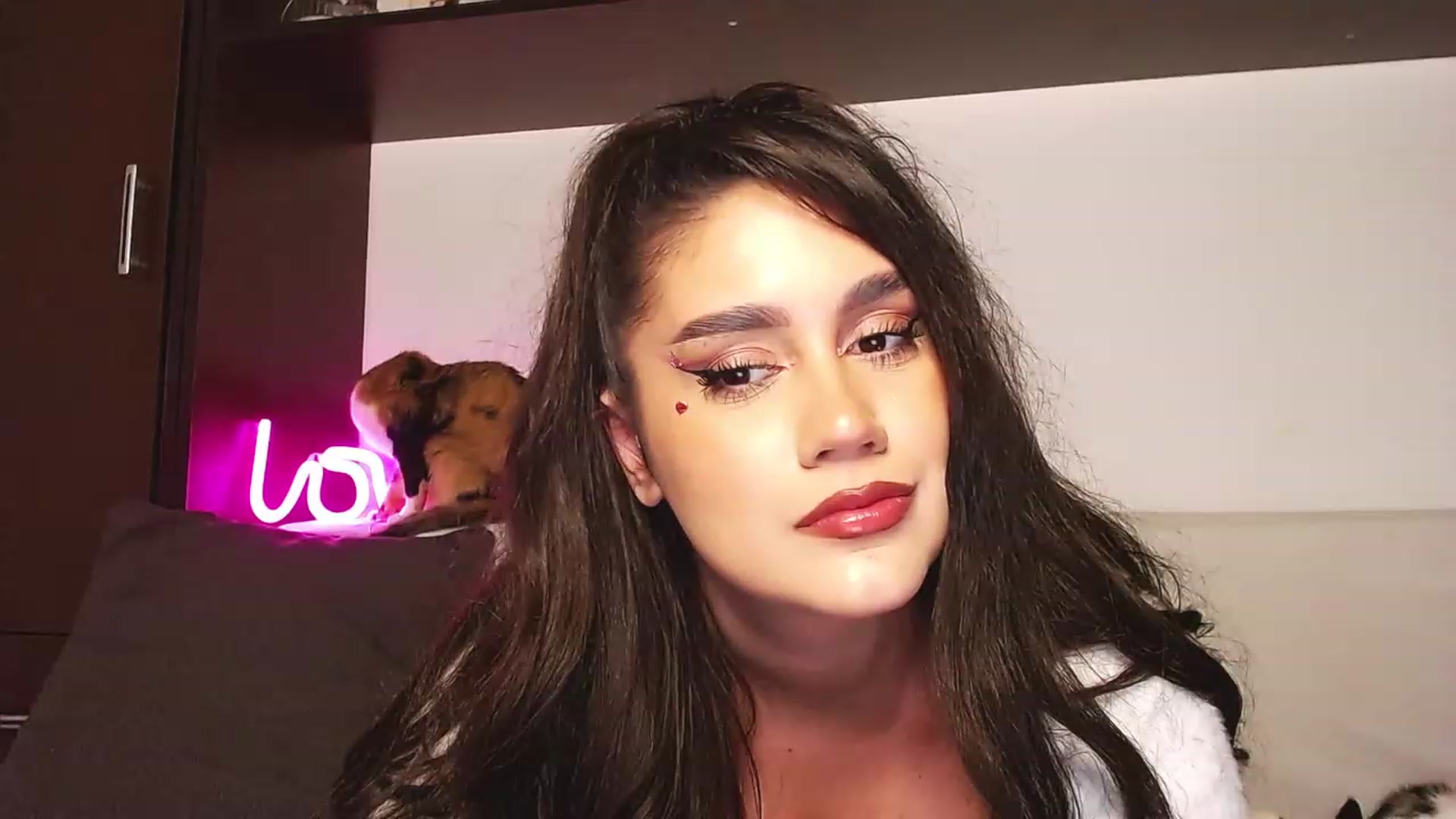 Gallery image thumbnail from Jessilicious_'s myfreecams stream on, 02/13/2023, 04:06 image 6 of 20