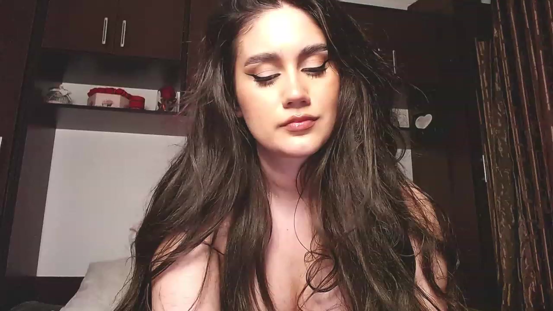 Gallery image thumbnail from Jessilicious_'s myfreecams stream on, 04/28/2023, 01:35 image 11 of 20