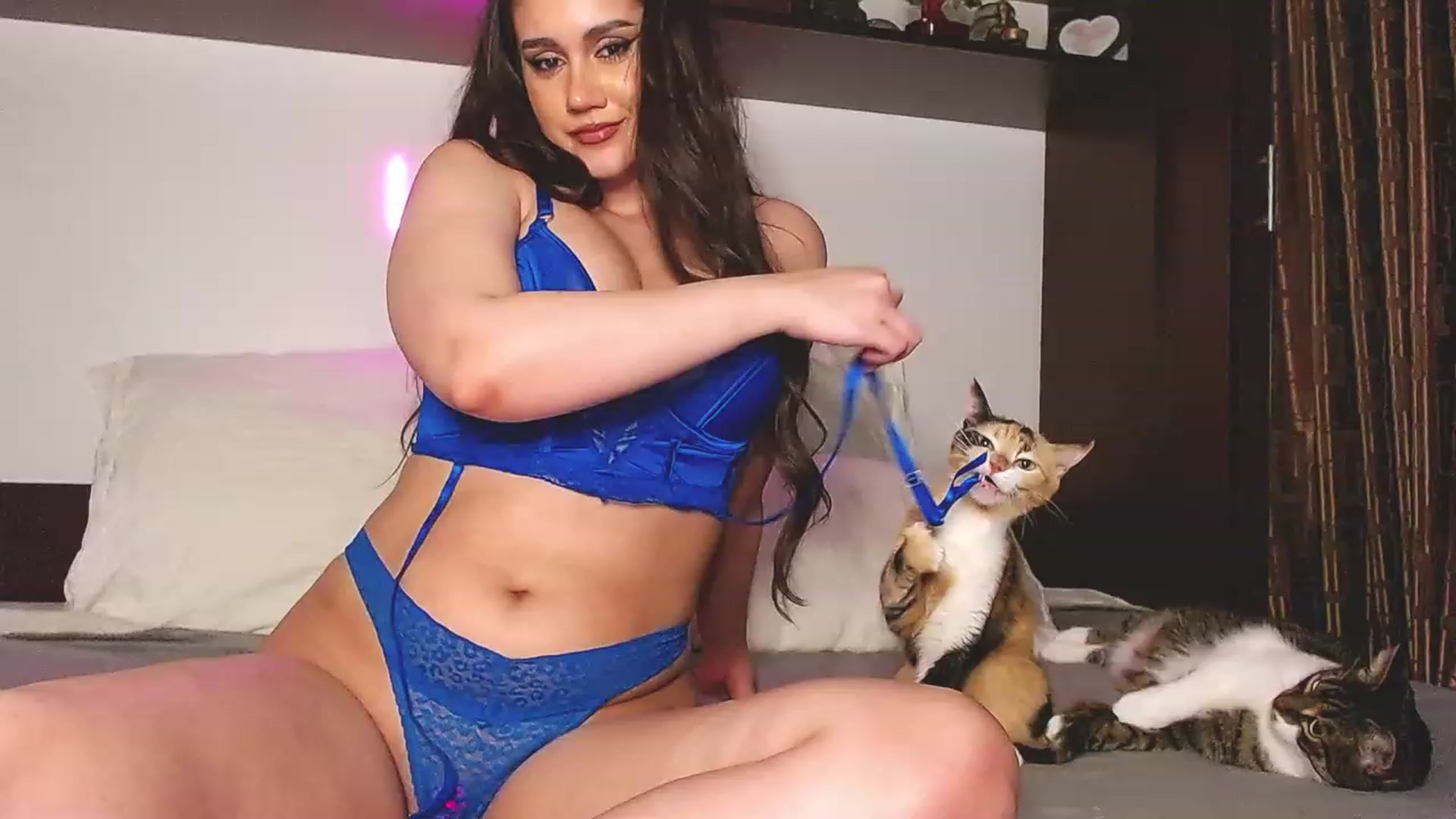 Gallery image thumbnail from Jessilicious_'s myfreecams stream on, 06/05/2023, 02:56 image 7 of 20