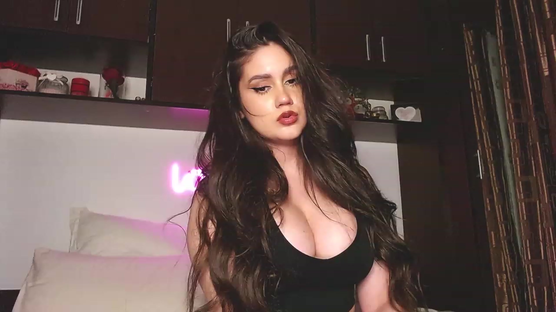 Gallery image thumbnail from Jessilicious_'s myfreecams stream on, 06/30/2023, 01:11 image 2 of 20