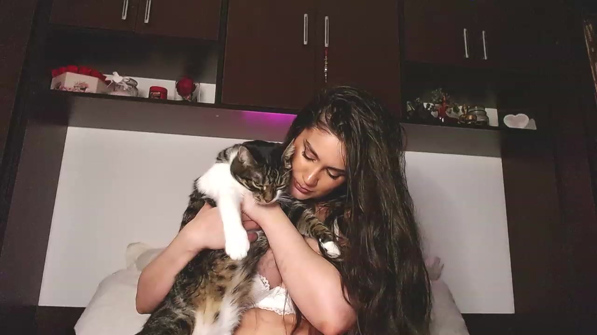 Gallery image thumbnail from Jessilicious_'s myfreecams stream on, 07/25/2023, 01:11 image 8 of 20