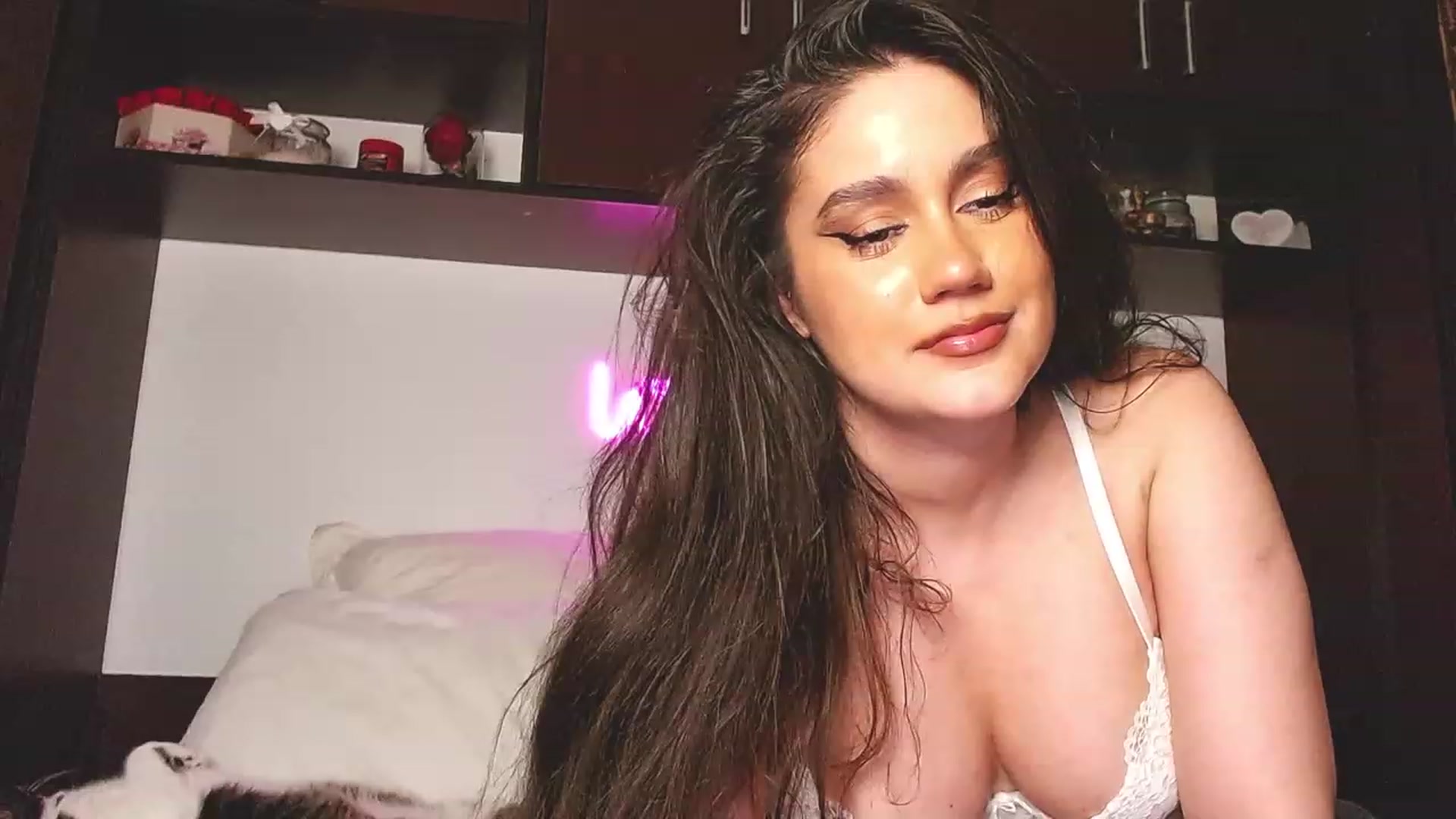 Gallery image thumbnail from Jessilicious_'s myfreecams stream on, 07/25/2023, 01:11 image 3 of 20