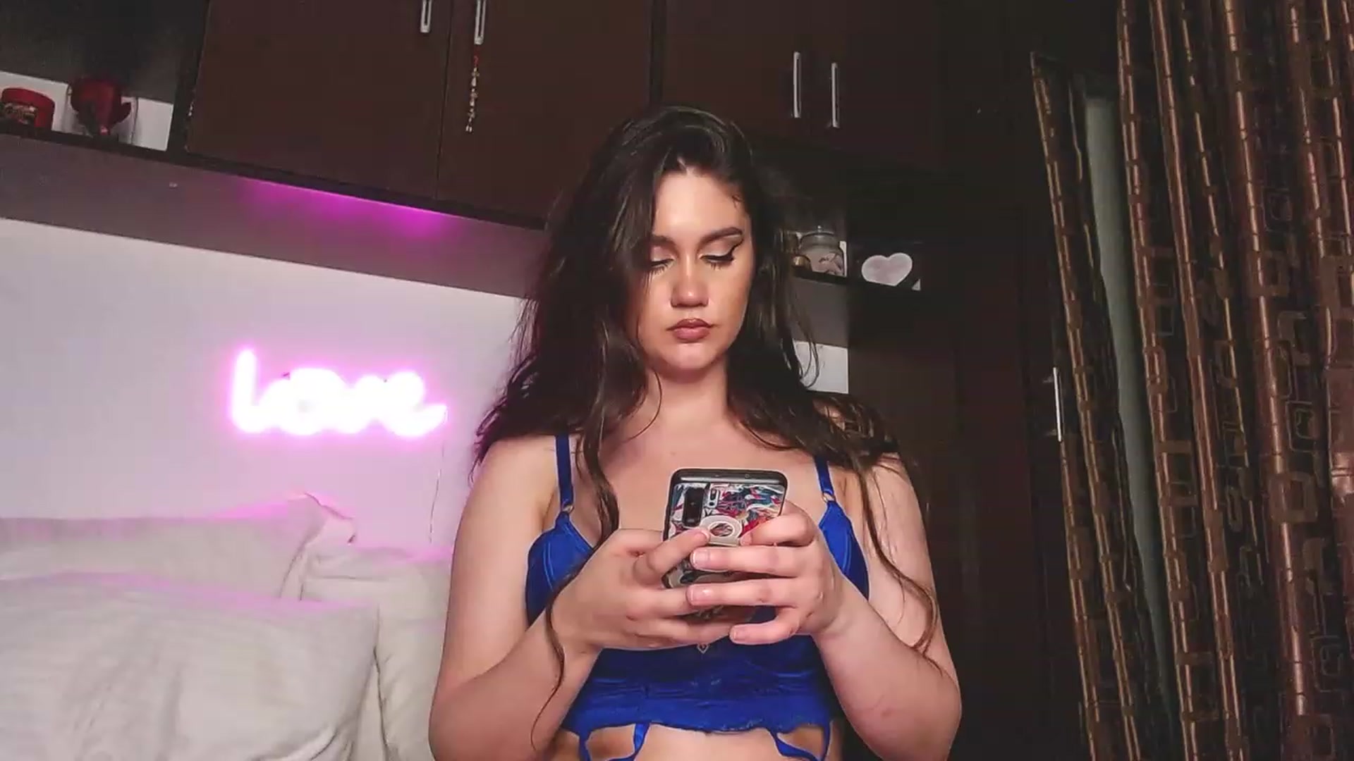 Gallery image thumbnail from Jessilicious_'s myfreecams stream on, 08/23/2023, 01:28 image 17 of 20
