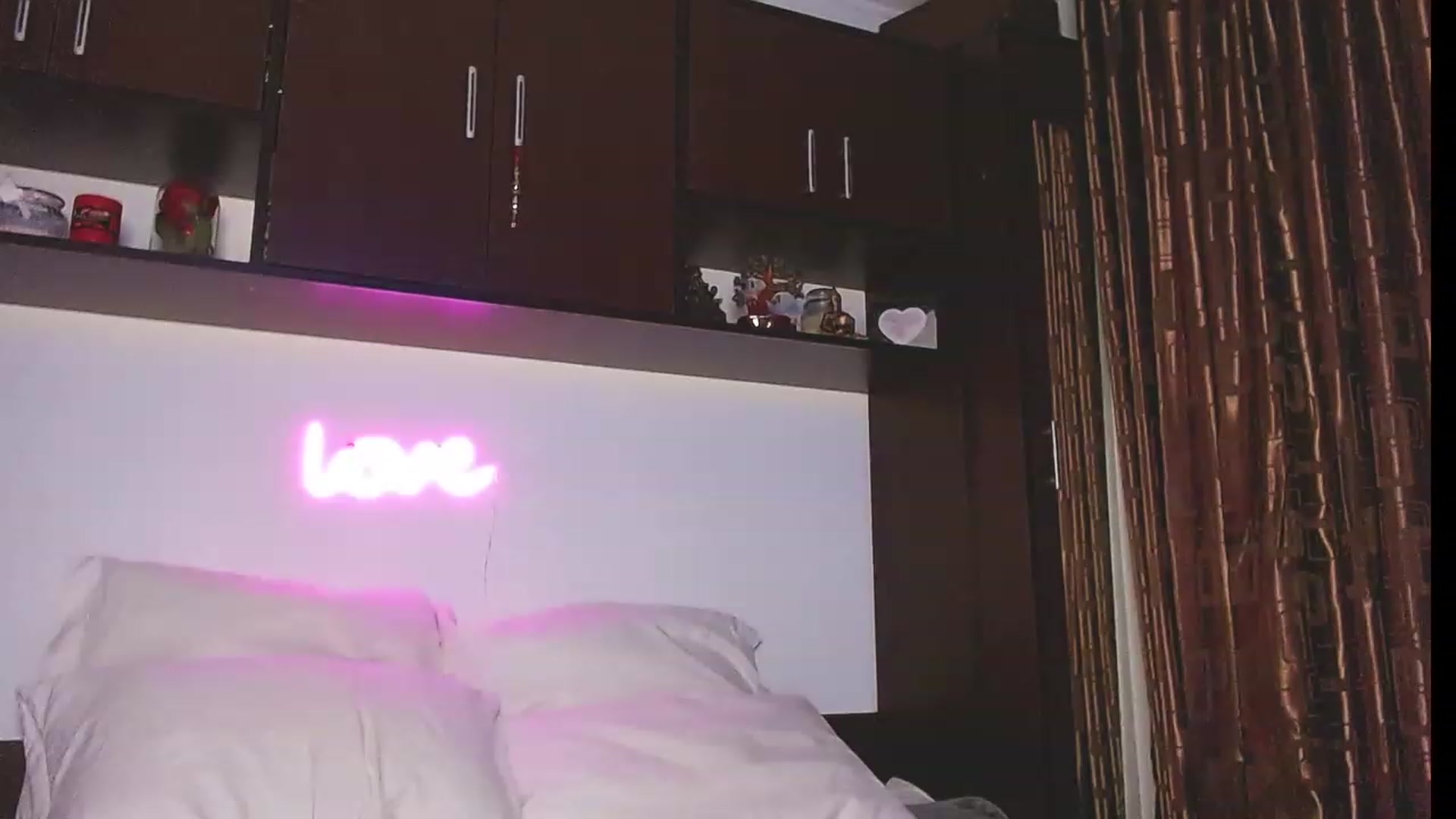Gallery image thumbnail from Jessilicious_'s myfreecams stream on, 08/31/2023, 02:03 image 5 of 20