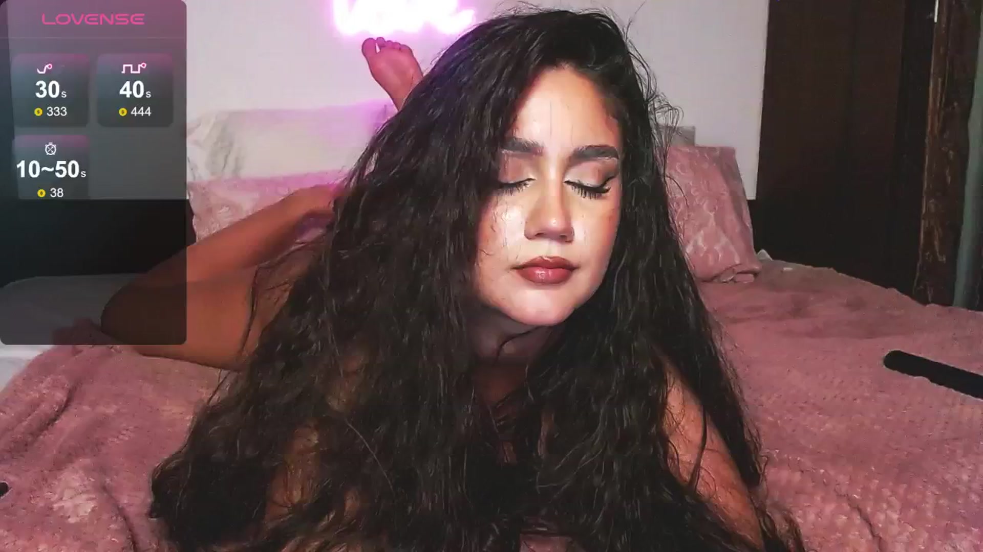 Gallery image thumbnail from Jessilicious_'s myfreecams stream on, 06/21/2024, 01:06 image 7 of 20