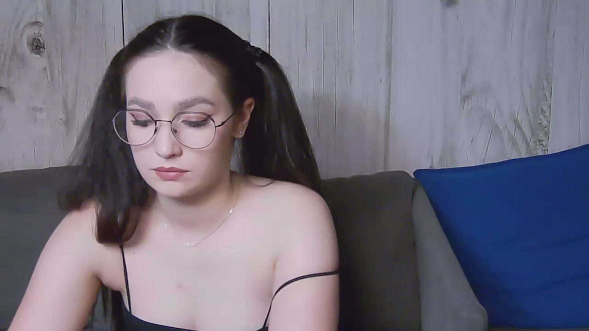 Gallery image thumbnail from JessyJ's myfreecams stream on, 11/13/2023, 21:04 image 19 of 20