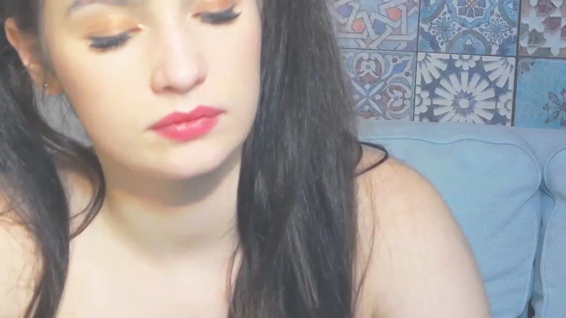 Gallery image thumbnail from JessyJ's myfreecams stream on, 12/26/2023, 22:13 image 11 of 20