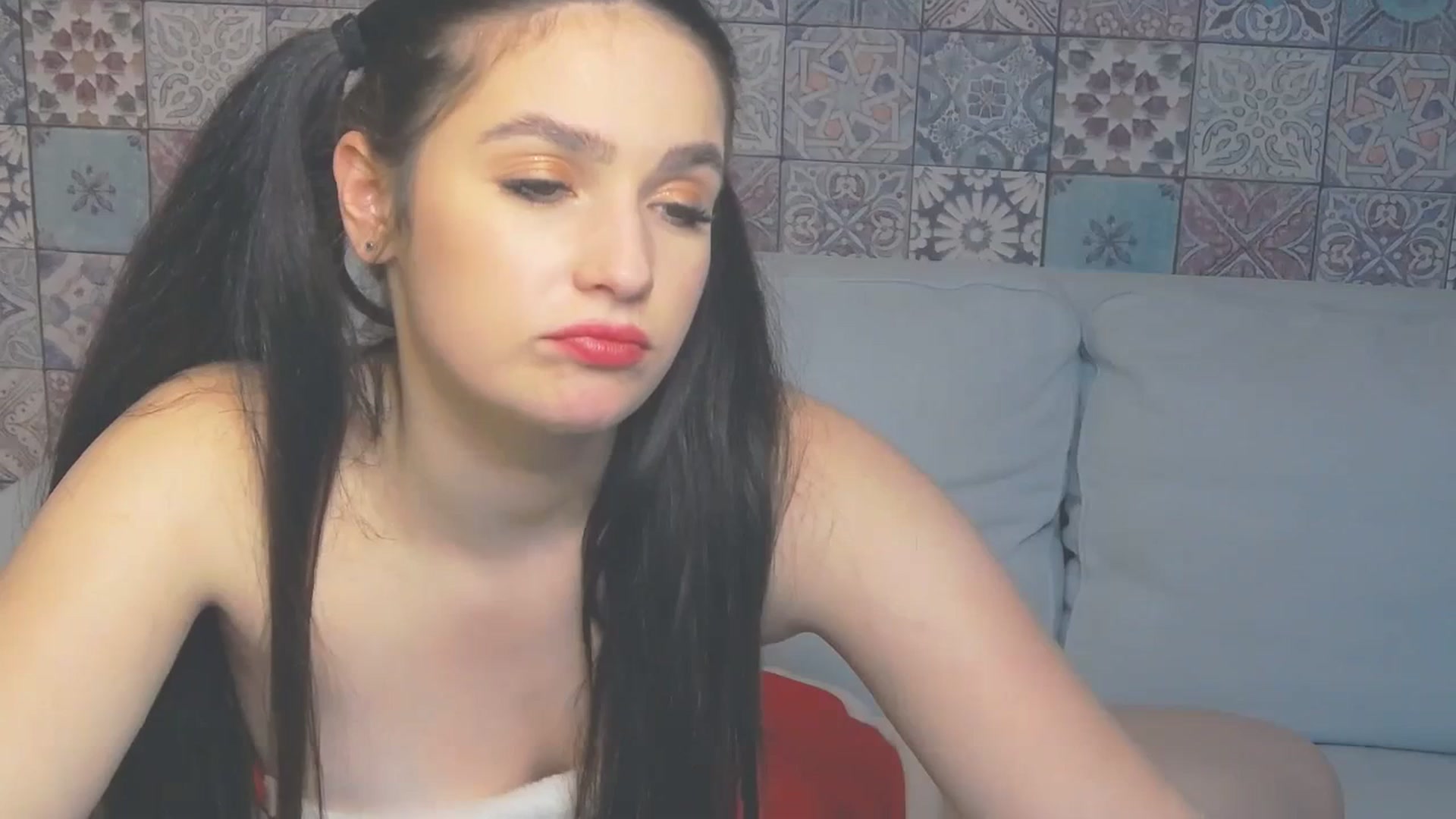 Gallery image thumbnail from JessyJ's myfreecams stream on, 12/26/2023, 22:13 image 15 of 20