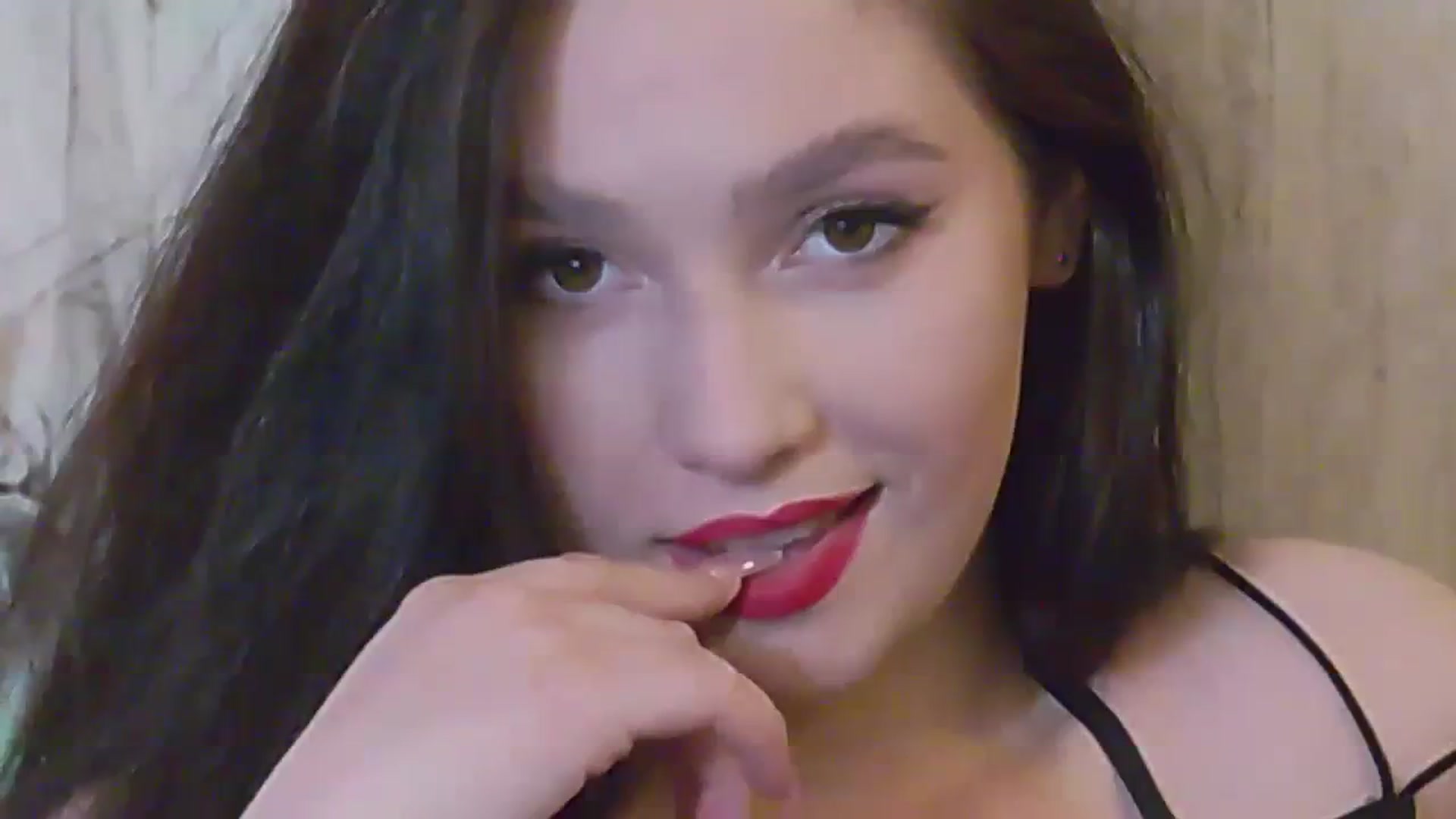 Gallery image thumbnail from JessyJ's myfreecams stream on, 12/28/2023, 21:16 image 1 of 20