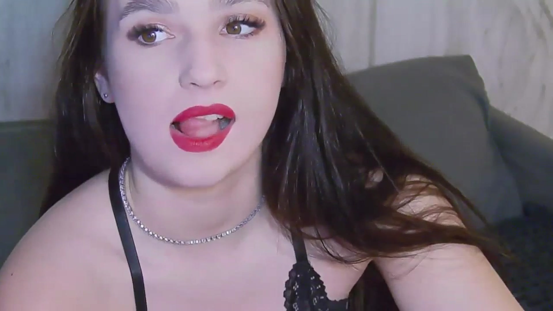 Gallery image thumbnail from JessyJ's myfreecams stream on, 01/08/2024, 17:16 image 5 of 20