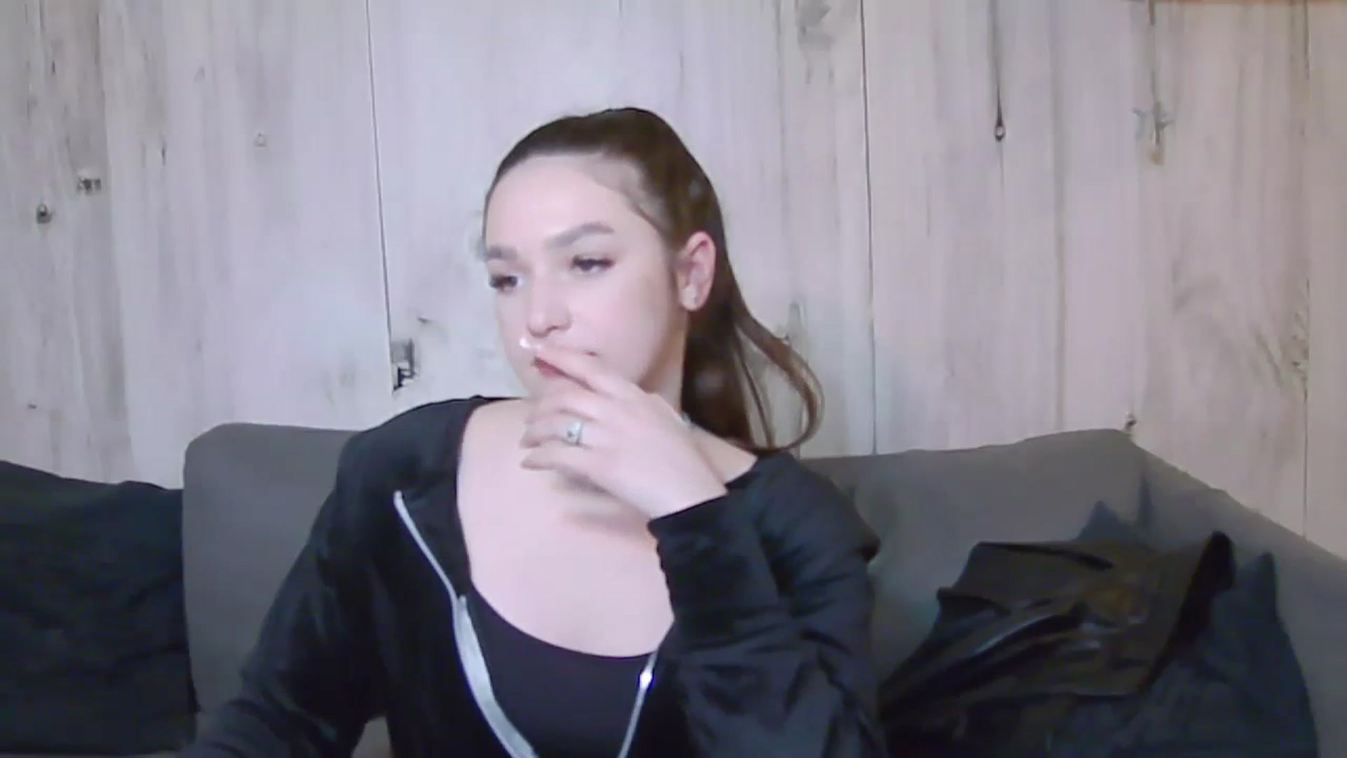 Gallery image thumbnail from JessyJ's myfreecams stream on, 01/24/2024, 19:59 image 12 of 20
