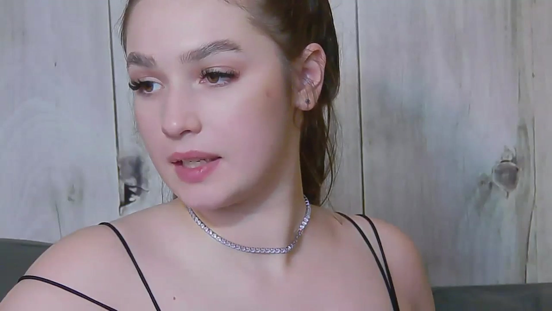 Gallery image thumbnail from JessyJ's myfreecams stream on, 01/24/2024, 21:47 image 12 of 20