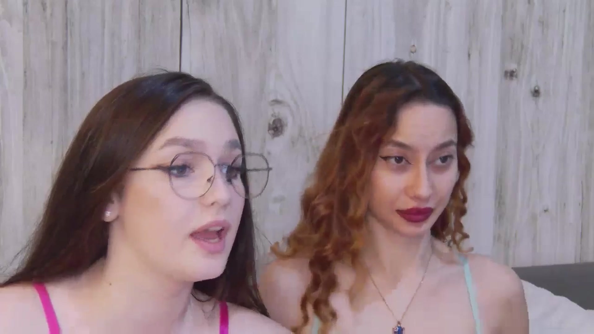 Gallery image thumbnail from JessyJ's myfreecams stream on, 04/23/2024, 22:24 image 15 of 20
