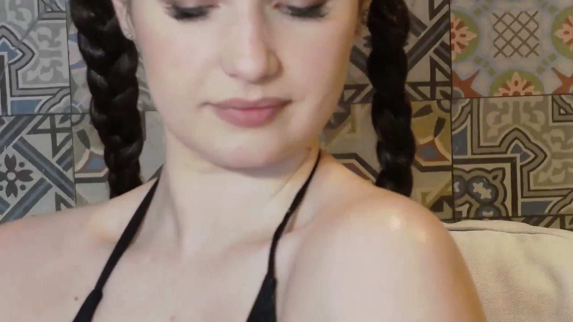 Gallery image thumbnail from JessyJ's myfreecams stream on, 04/26/2024, 22:01 image 5 of 20