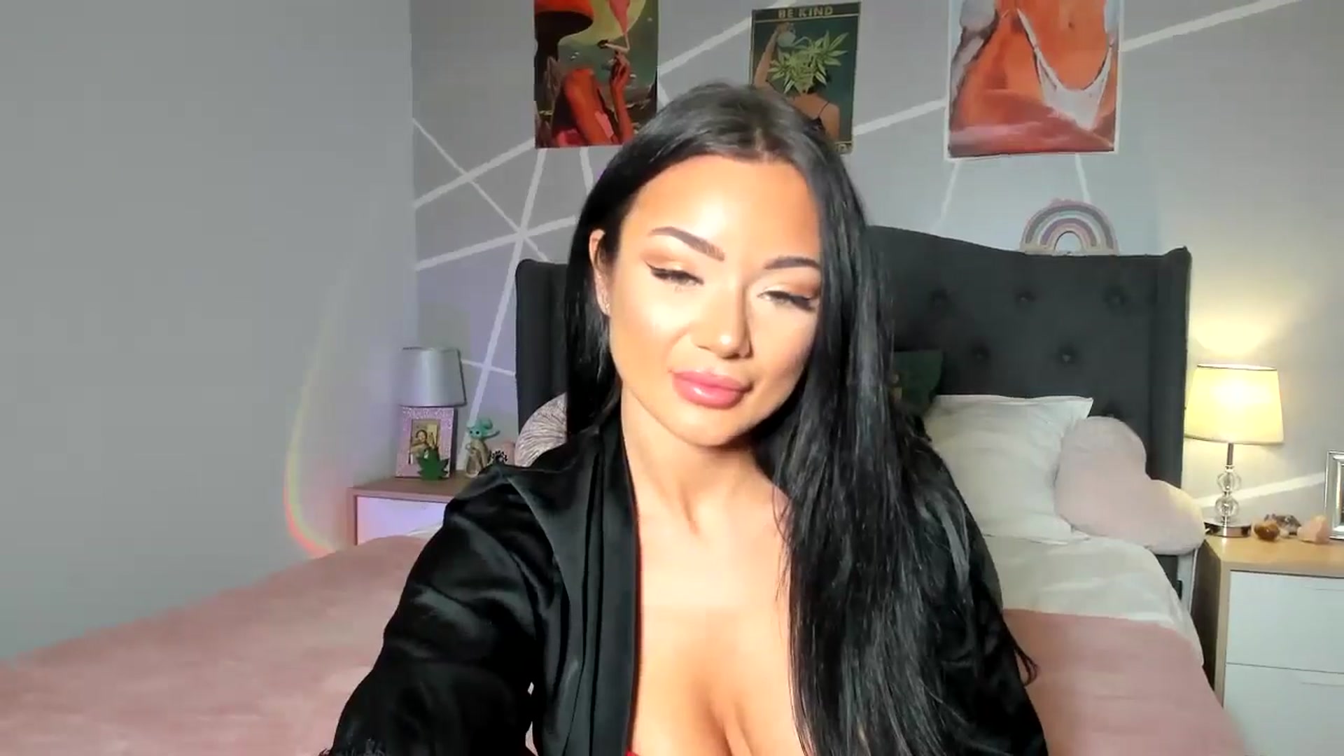 Gallery image thumbnail from JessyKatt's myfreecams stream on, 05/07/2024, 06:16 image 20 of 20