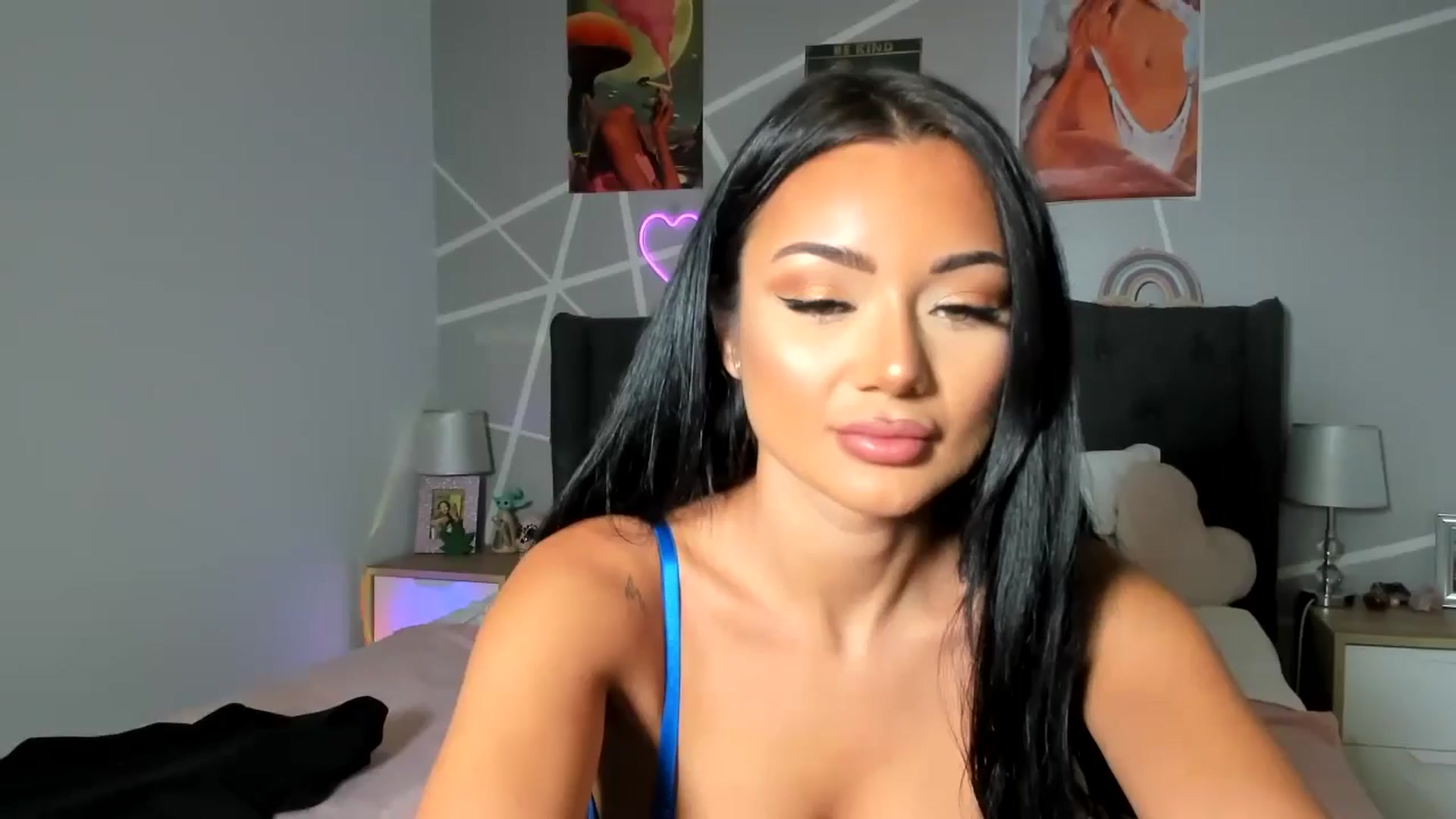 Gallery image thumbnail from JessyKatt's myfreecams stream on, 05/10/2024, 05:06 image 5 of 20