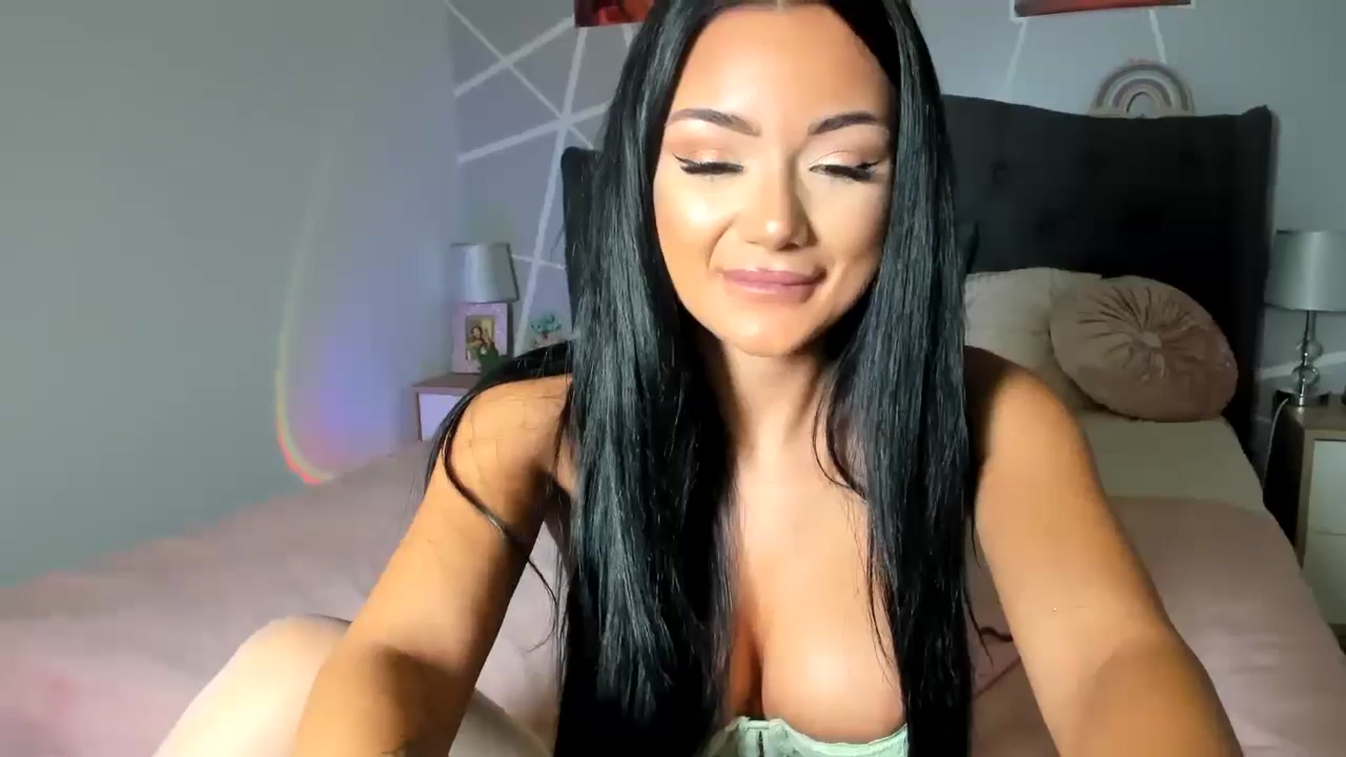 Gallery image thumbnail from JessyKatt's myfreecams stream on, 05/28/2024, 17:17 image 6 of 20