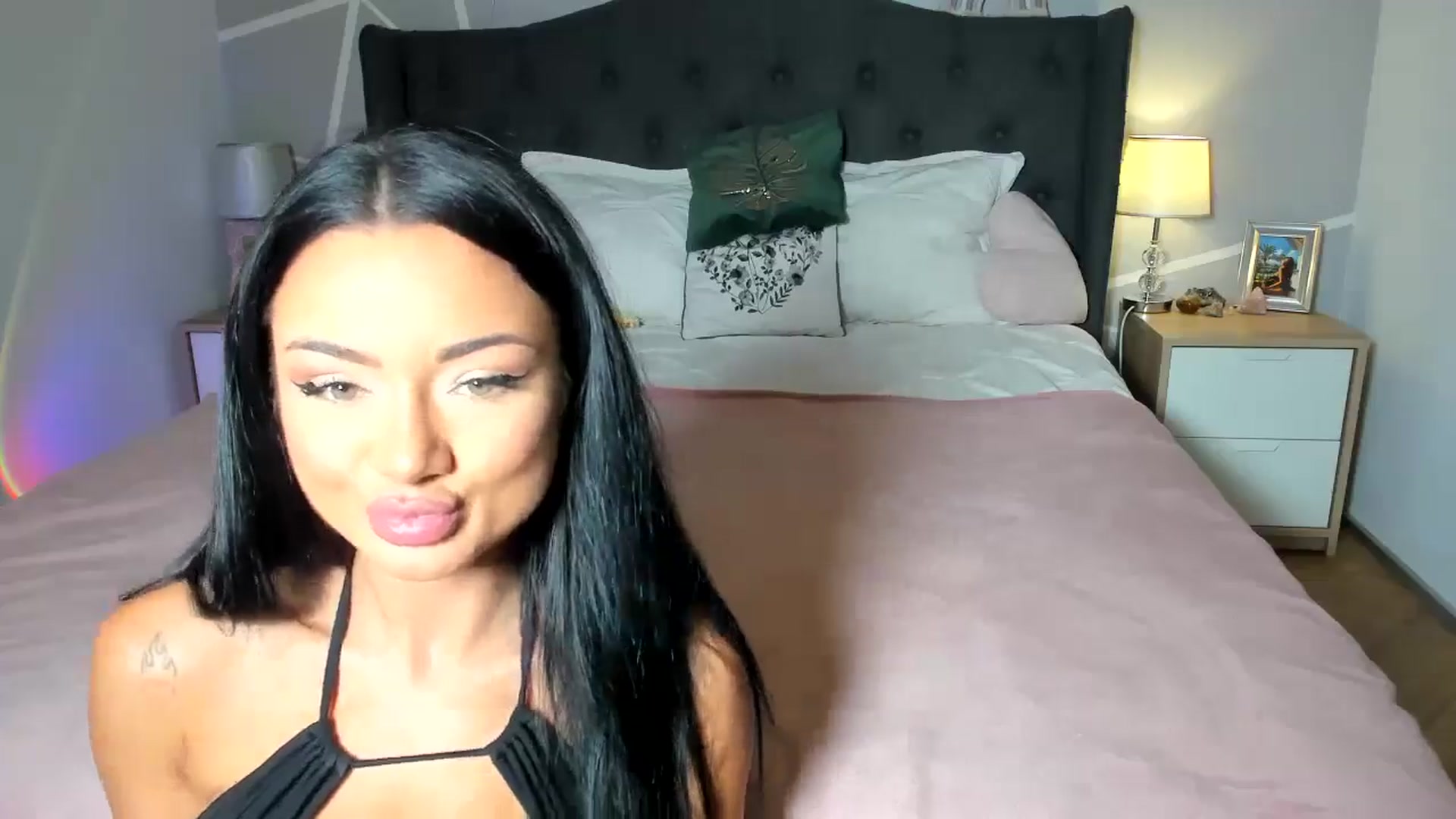 Gallery image thumbnail from JessyKatt's myfreecams stream on, 06/09/2024, 06:28 image 8 of 20