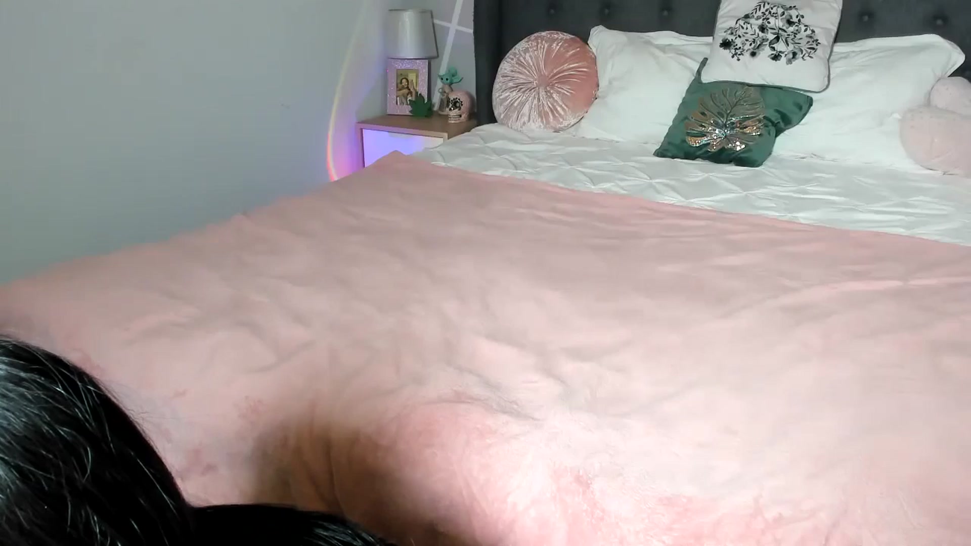 Gallery image thumbnail from JessyKatt's myfreecams stream on, 08/09/2024, 14:21 image 12 of 20