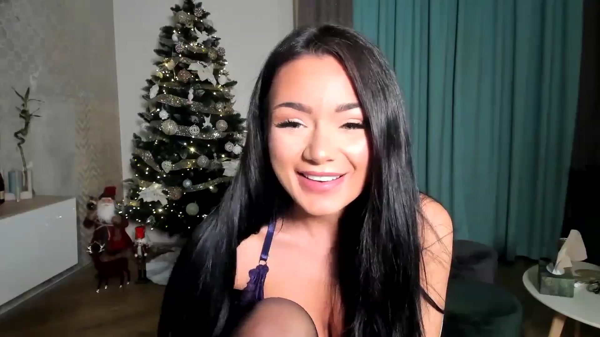 Gallery image thumbnail from JessyKatt's myfreecams stream on, 12/15/2024, 18:23 image 10 of 20