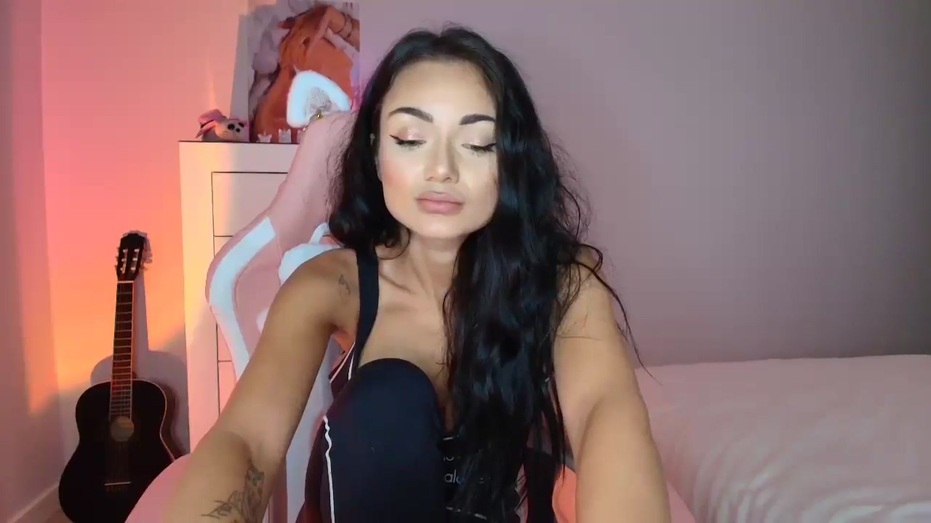 Gallery image thumbnail from JessyKatt's myfreecams stream on, 08/15/2025, 06:20 image 18 of 20