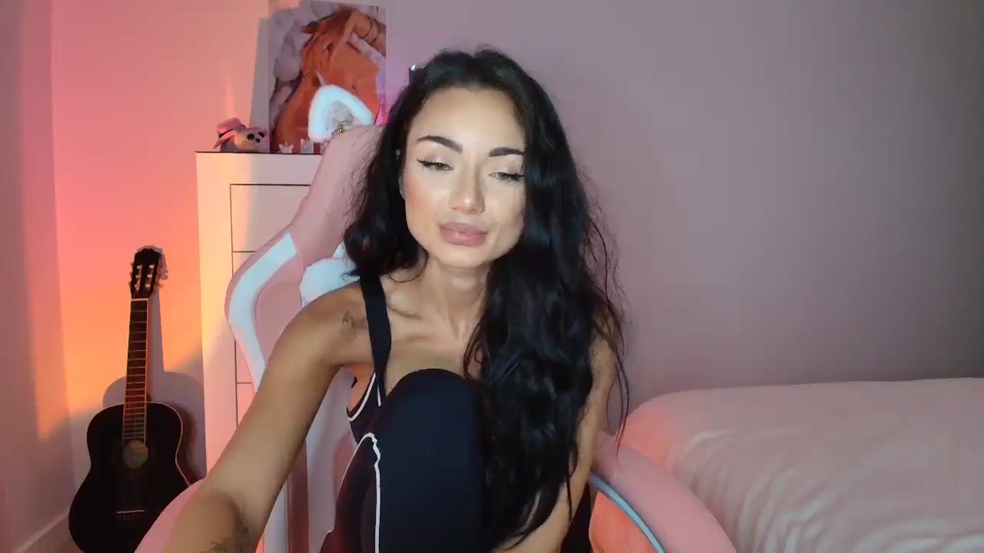 Gallery image thumbnail from JessyKatt's myfreecams stream on, 08/15/2025, 06:20 image 19 of 20