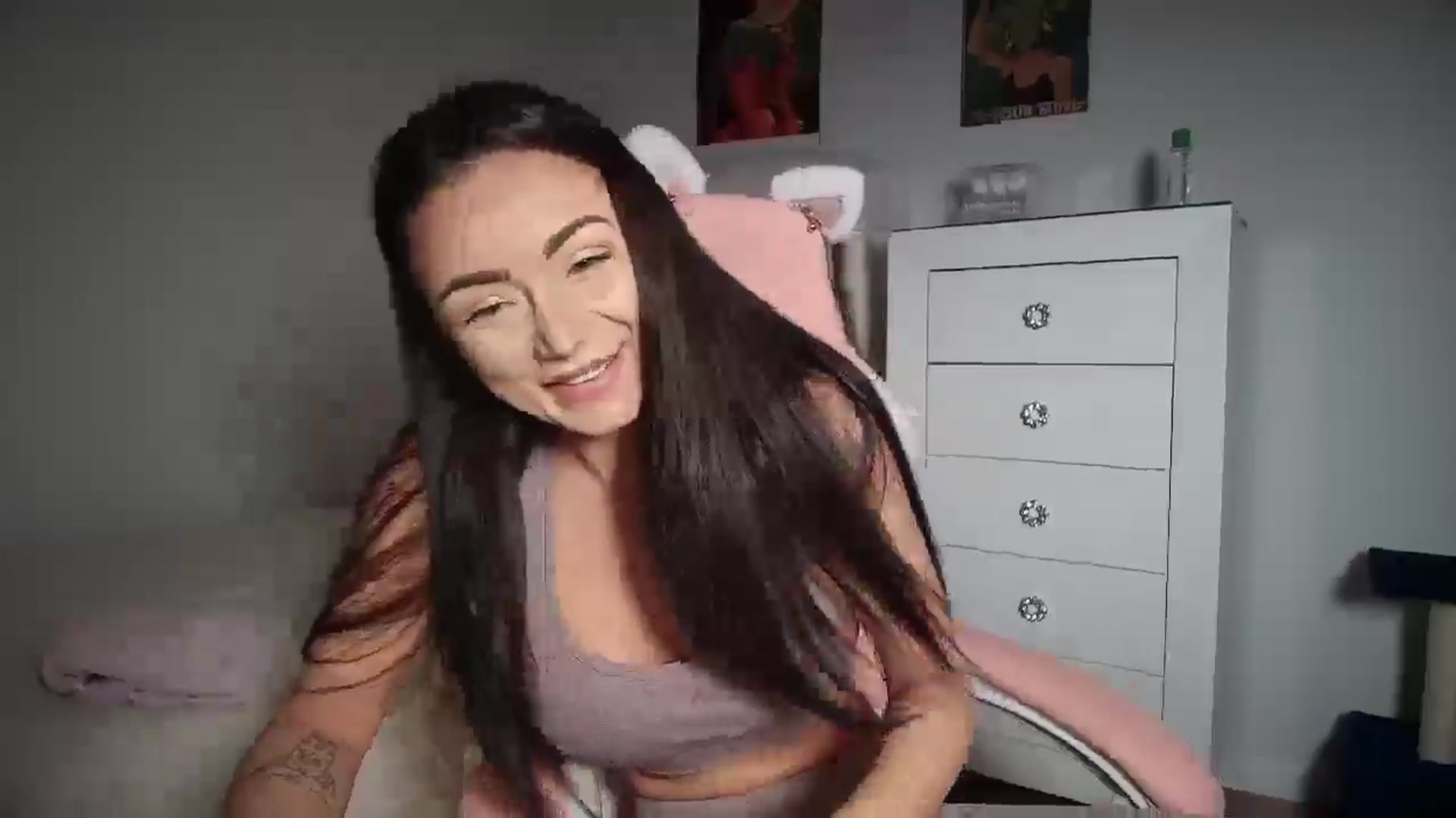 Gallery image thumbnail from JessyKatt's myfreecams stream on, 04/23/2026, 17:38 image 15 of 20