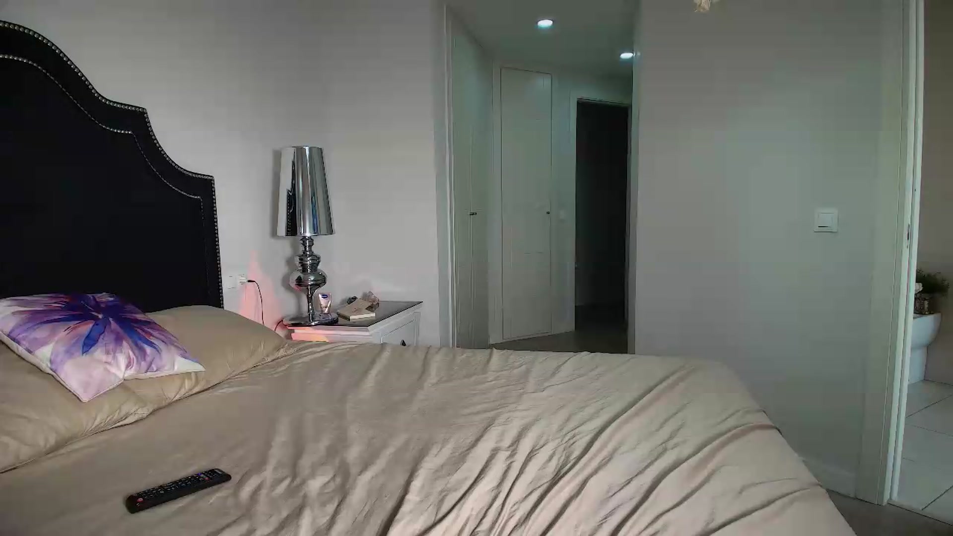 Gallery image thumbnail from JessyKatt's myfreecams stream on, 06/23/2026, 14:37 image 18 of 20