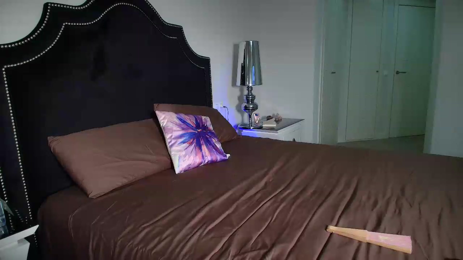 Gallery image thumbnail from JessyKatt's myfreecams stream on, 06/24/2026, 16:26 image 18 of 20
