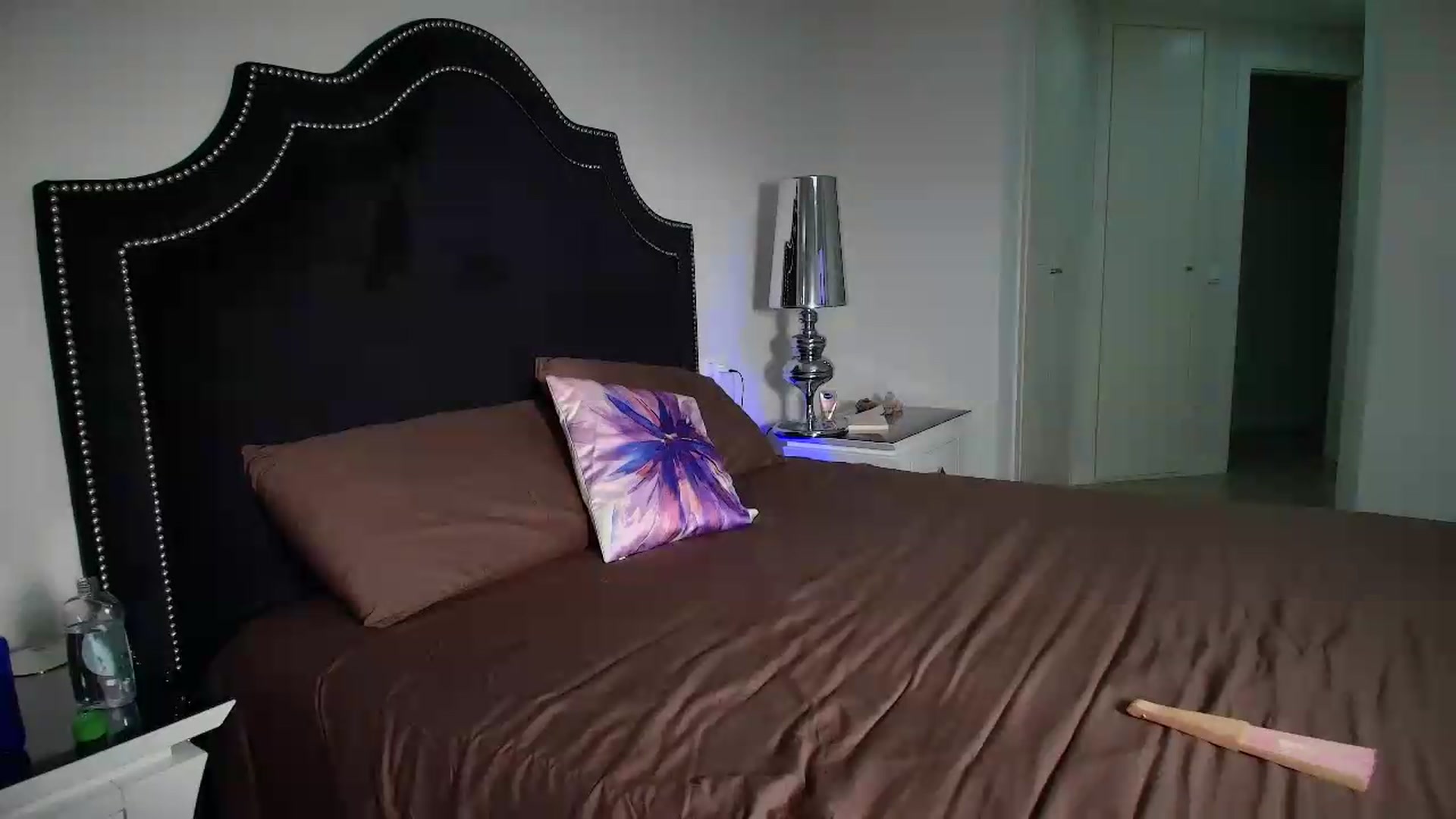 Gallery image thumbnail from JessyKatt's myfreecams stream on, 06/24/2026, 16:26 image 13 of 20